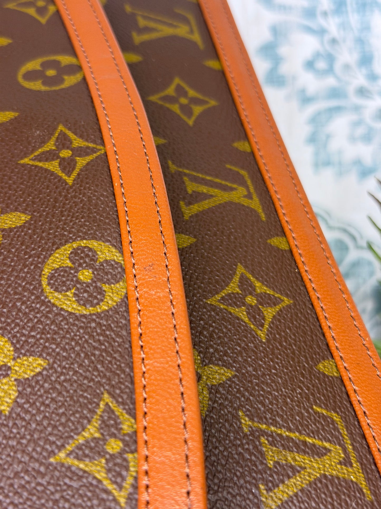 Louis Vuitton Pochette Dame PM Clutch