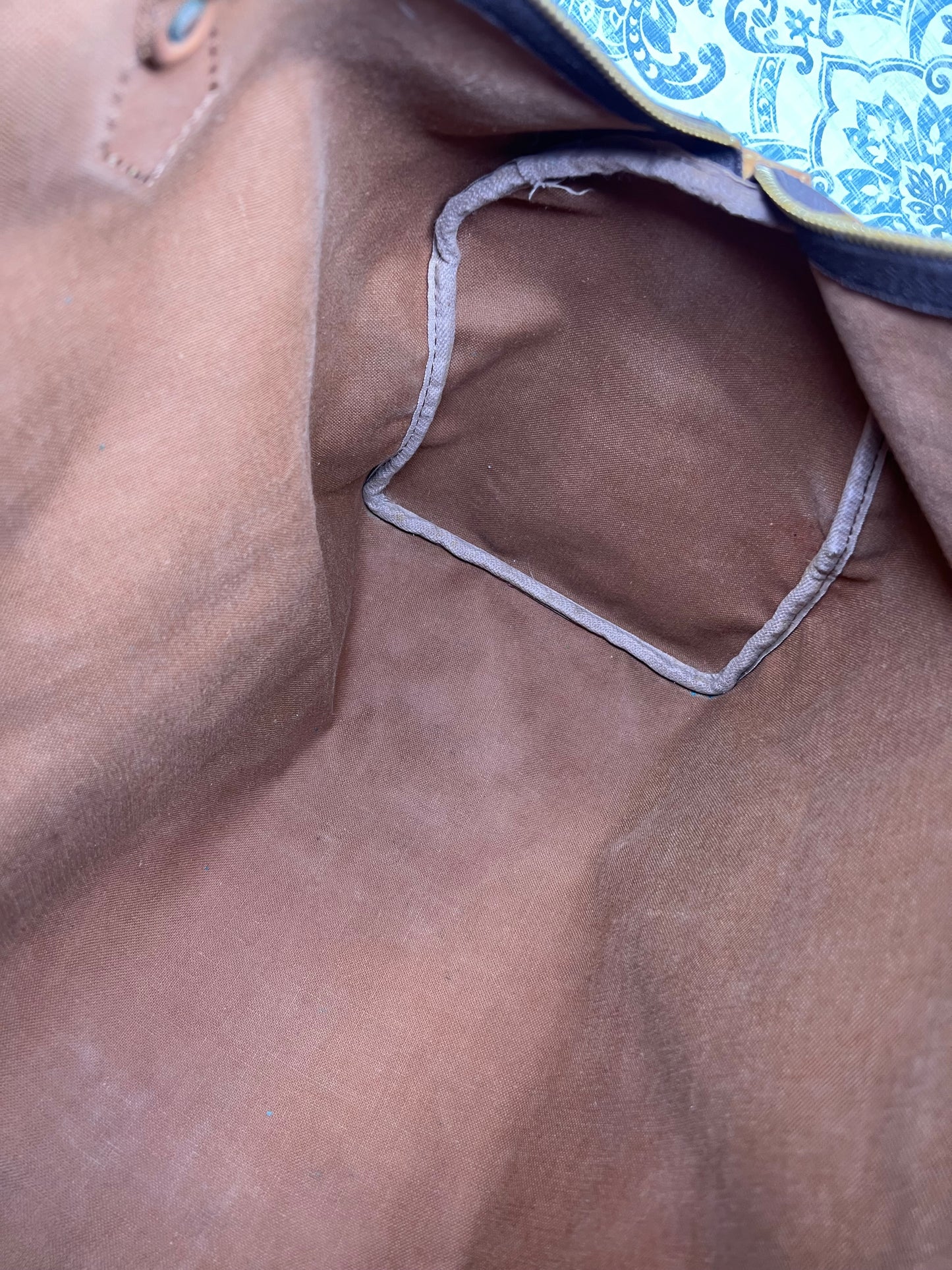 Louis Vuitton Speedy 40