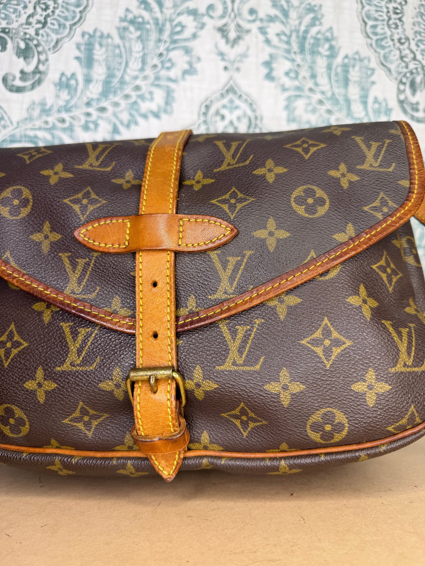 Louis Vuitton Saumur 30