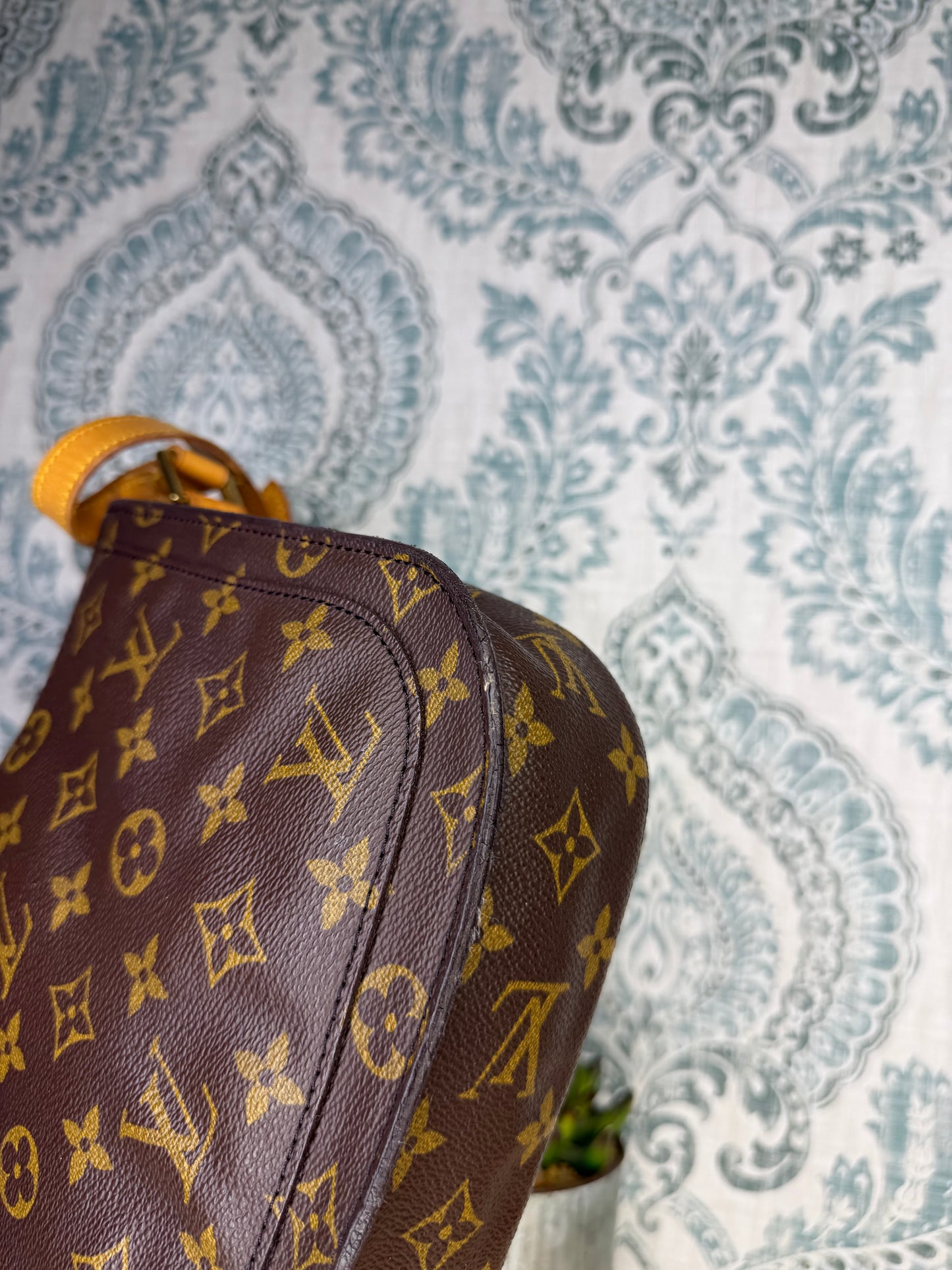 Louis Vuitton Saint Cloud GM