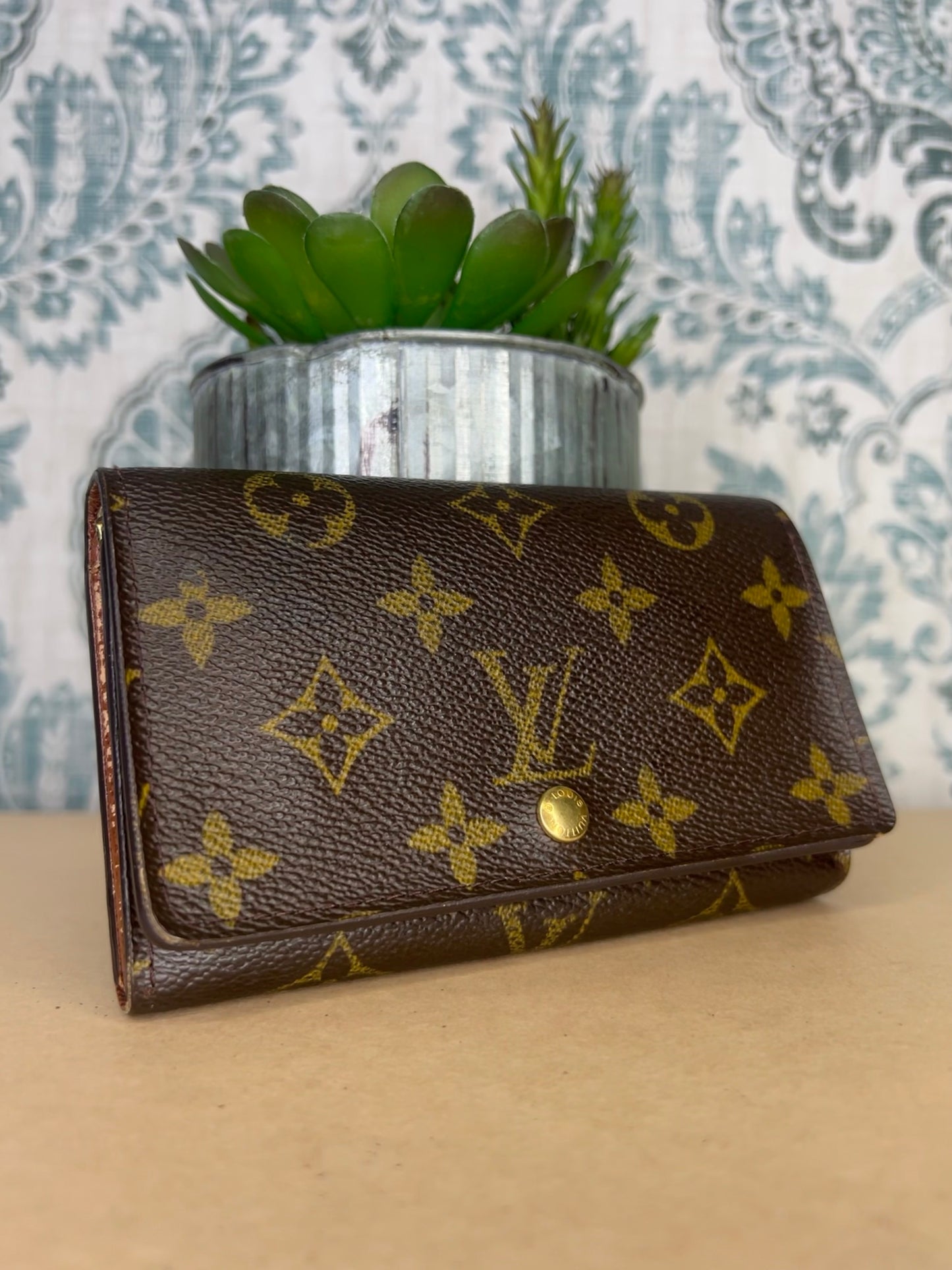 Louis Vuitton Porte Monnaie Tresor Wallet #1