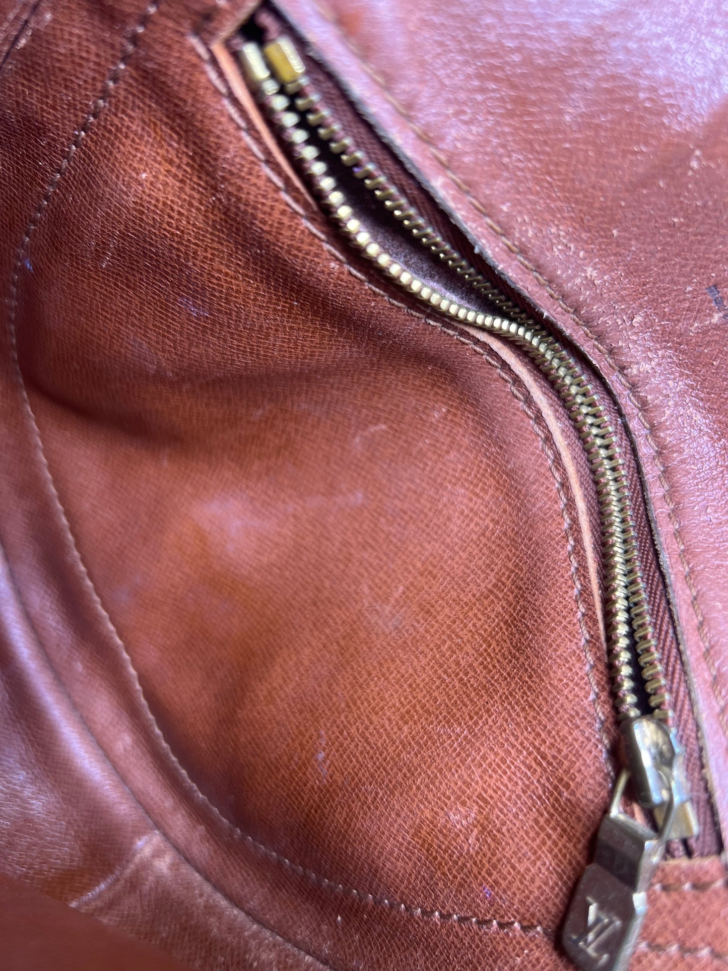 Louis Vuitton Chantilly PM