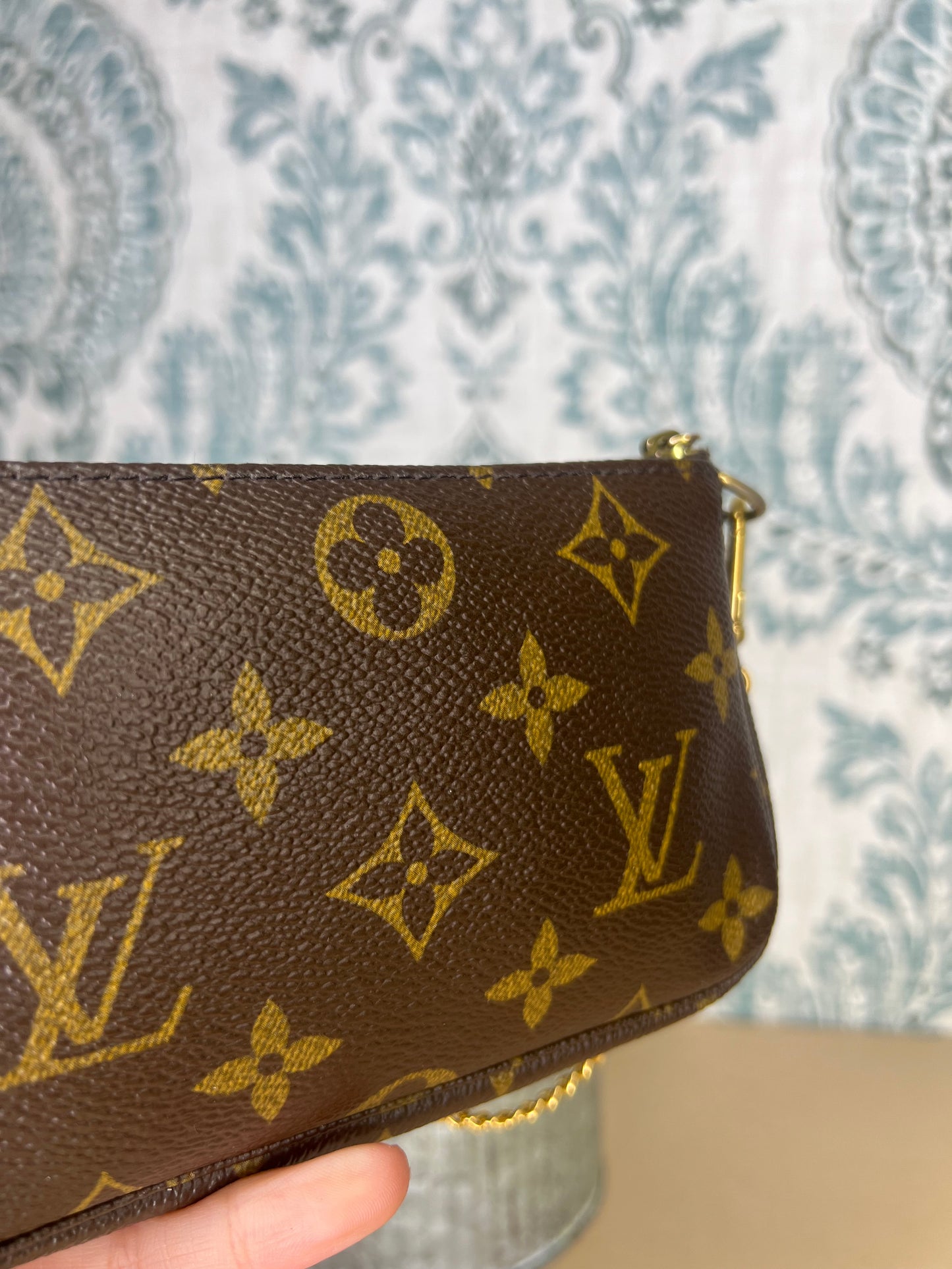 Louis Vuitton Mini Pochette