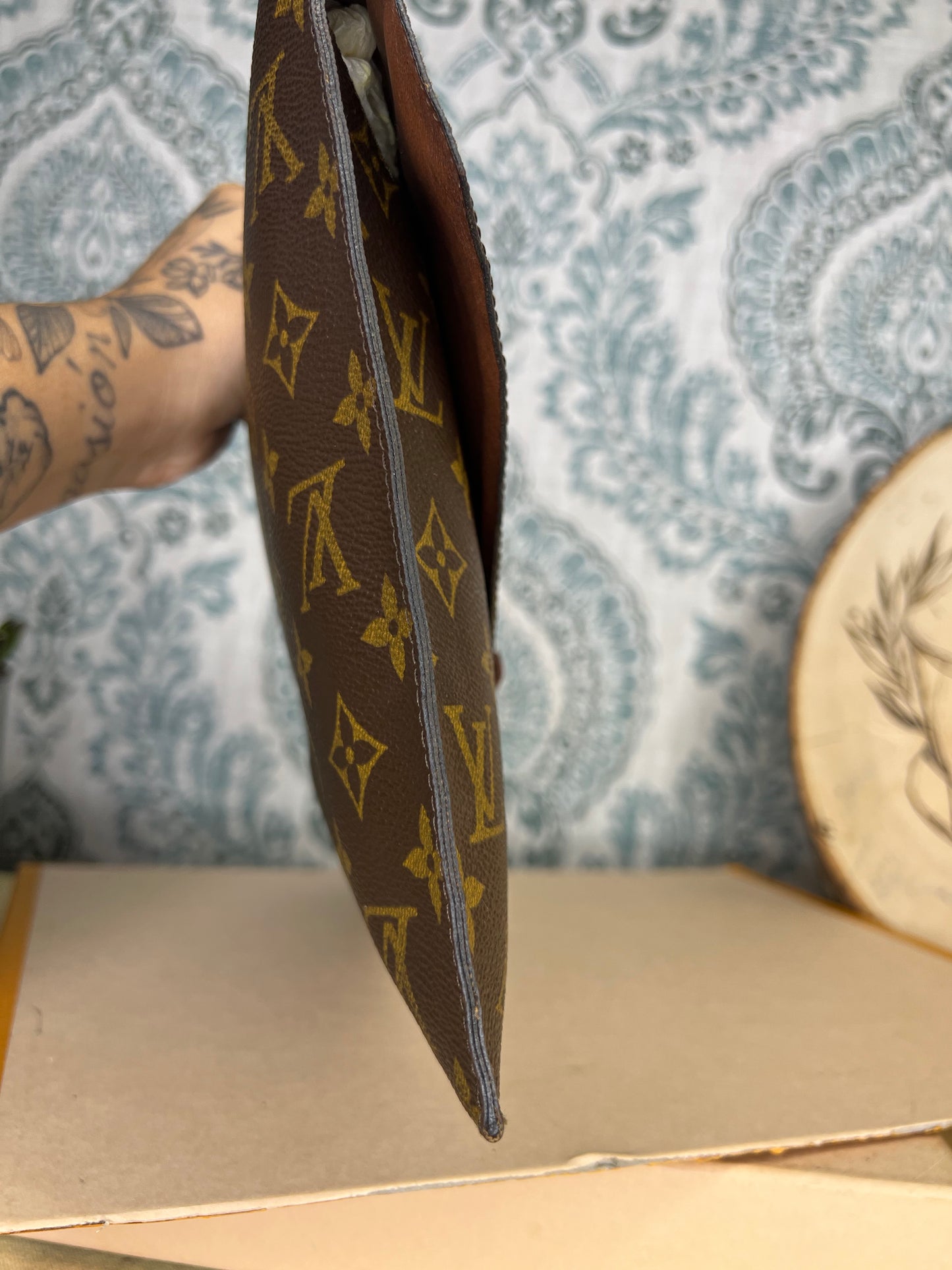 Louis Vuitton Poche Plate Clutch