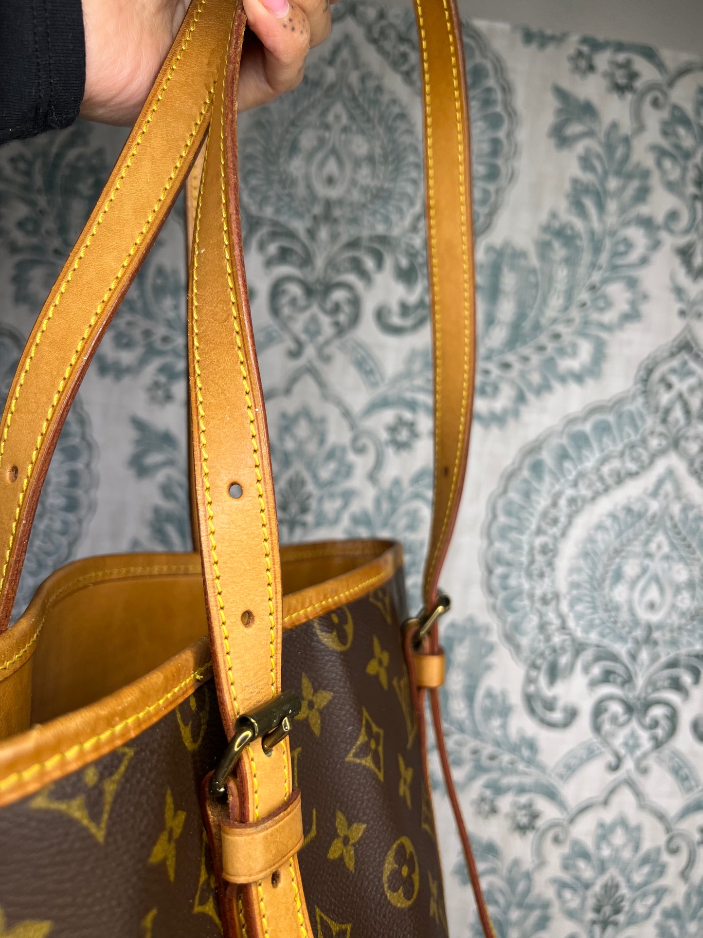 Louis Vuitton Bucket GM