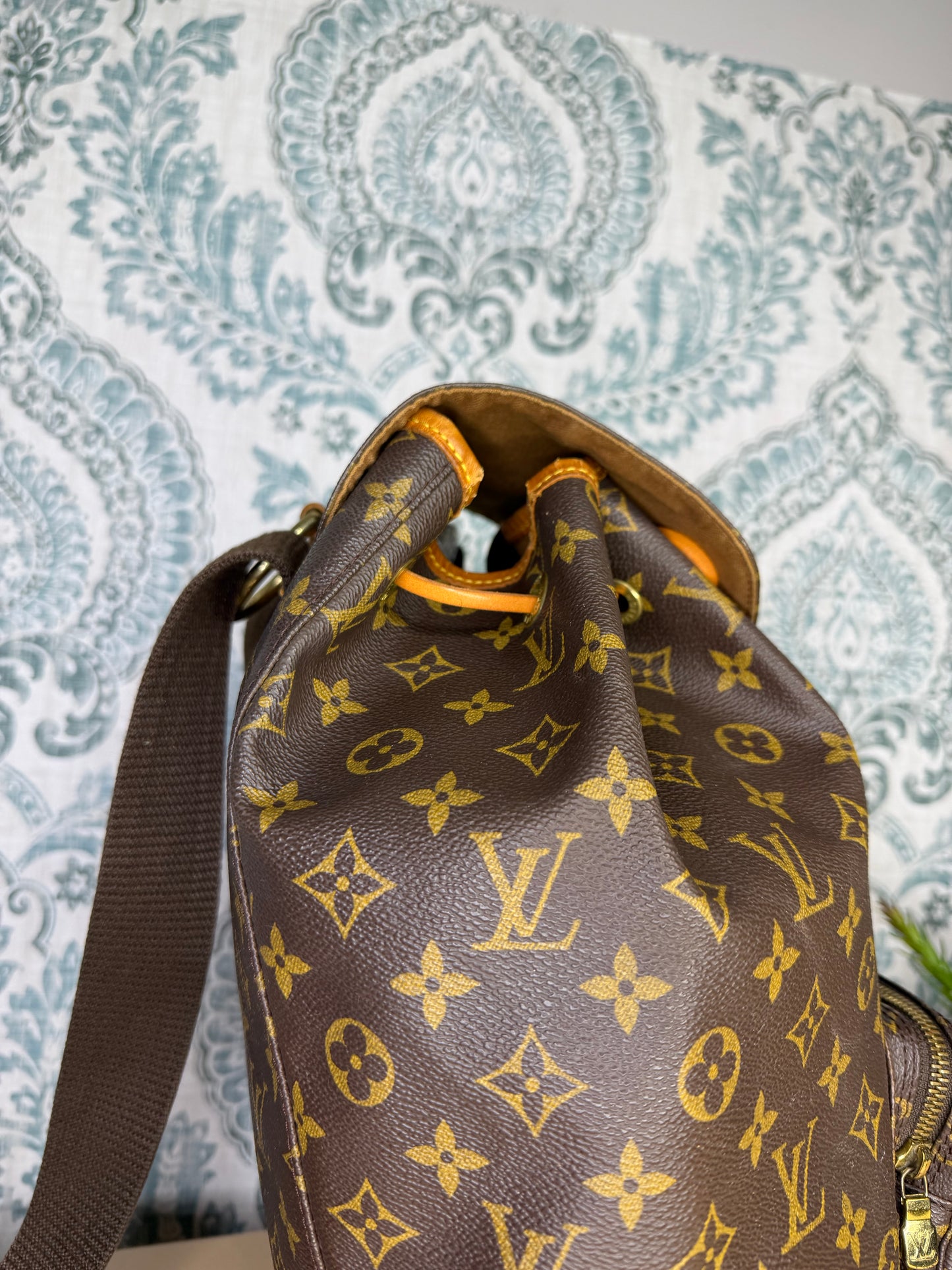 Louis Vuitton Montsouris GM