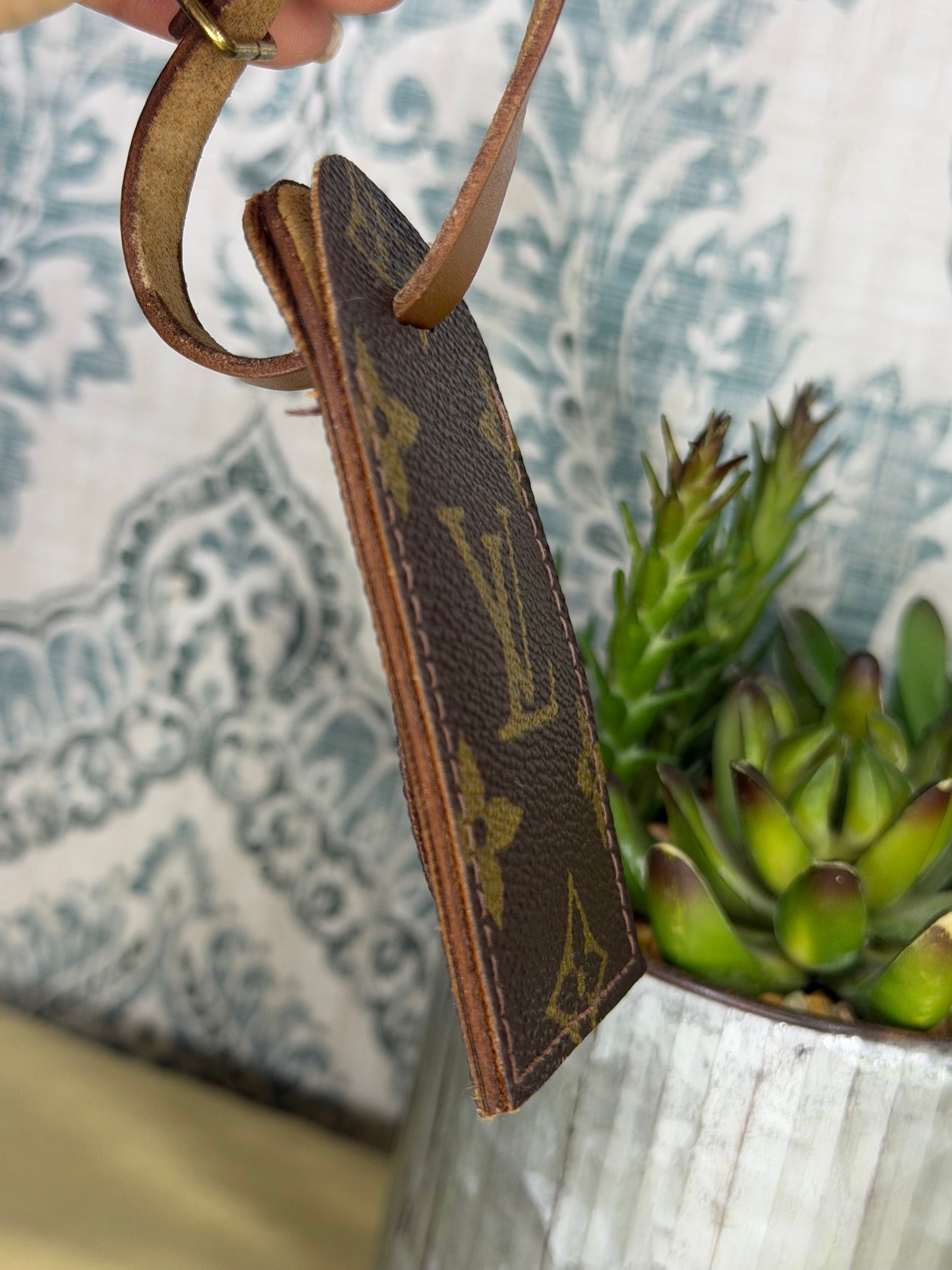 Louis Vuitton French Company Luggage Tag