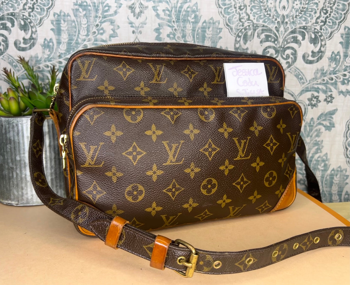 Louis Vuitton Nile PM