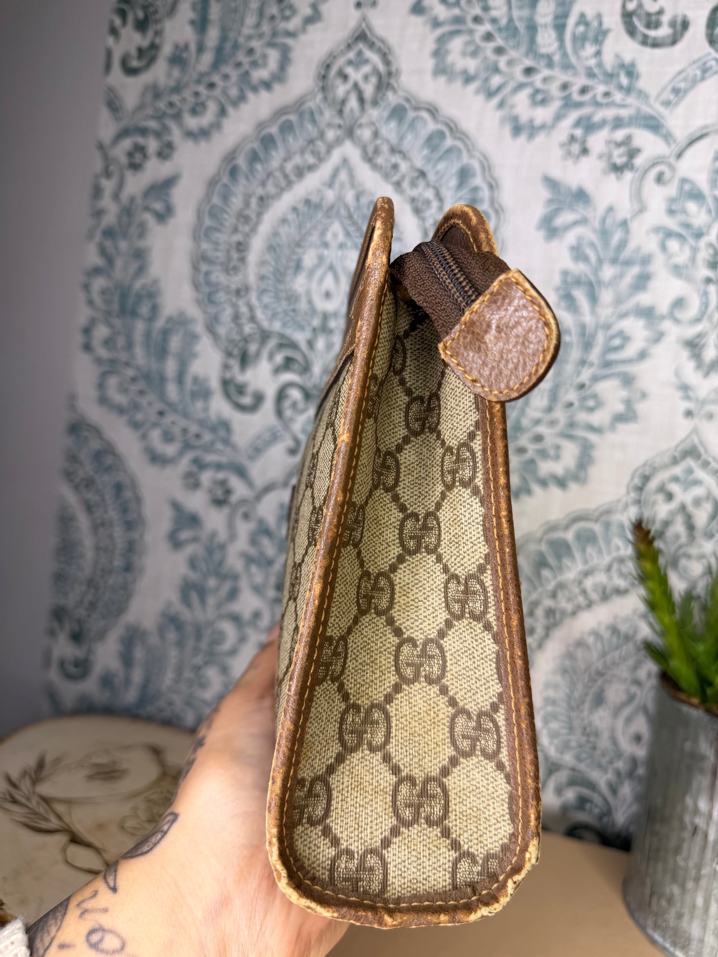 Gucci Supreme Brown Clutch