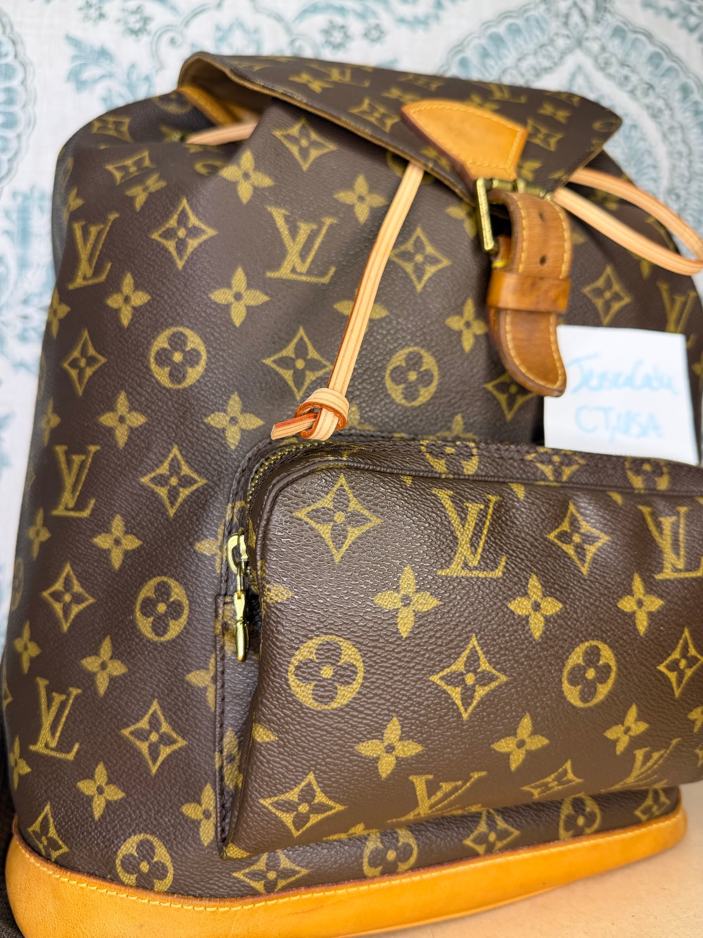 Louis Vuitton Montsouris GM