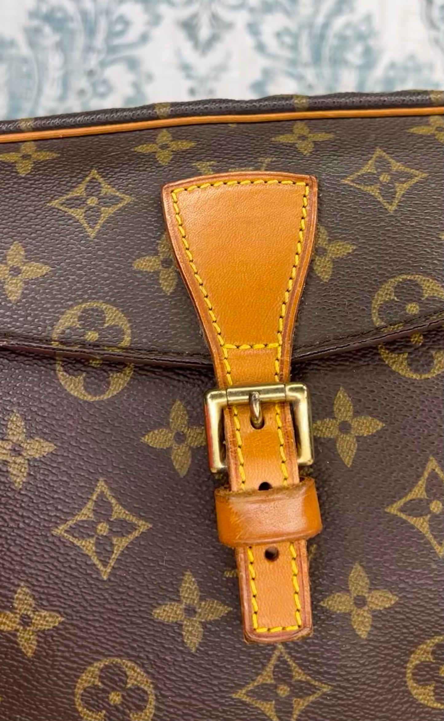 Louis Vuitton Jeune Fille MM