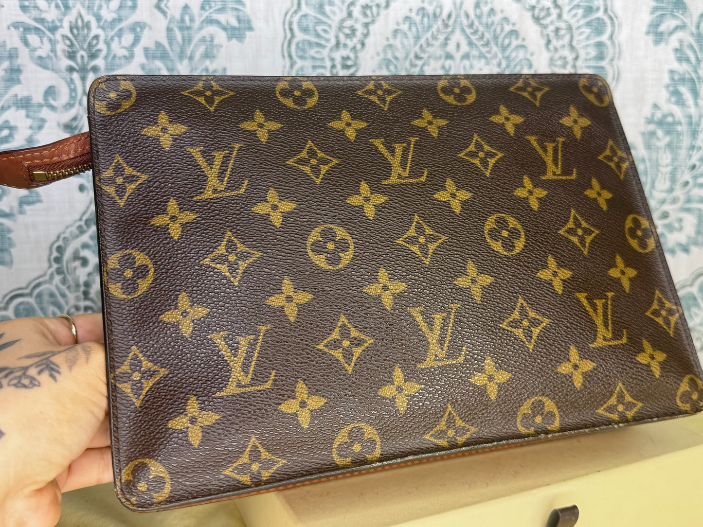 Louis Vuitton Pochette Homme Clutch