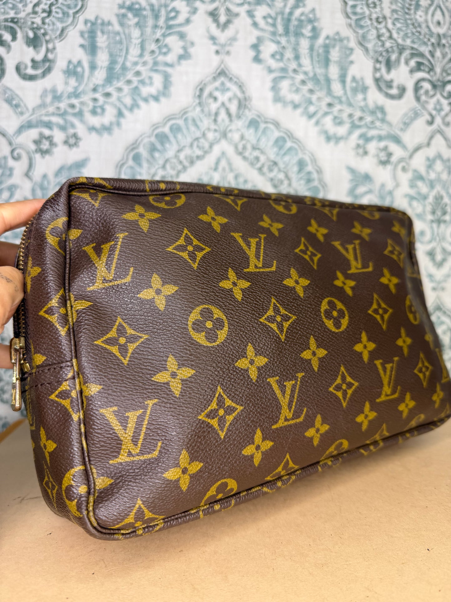 Louis Vuitton Trousse 28