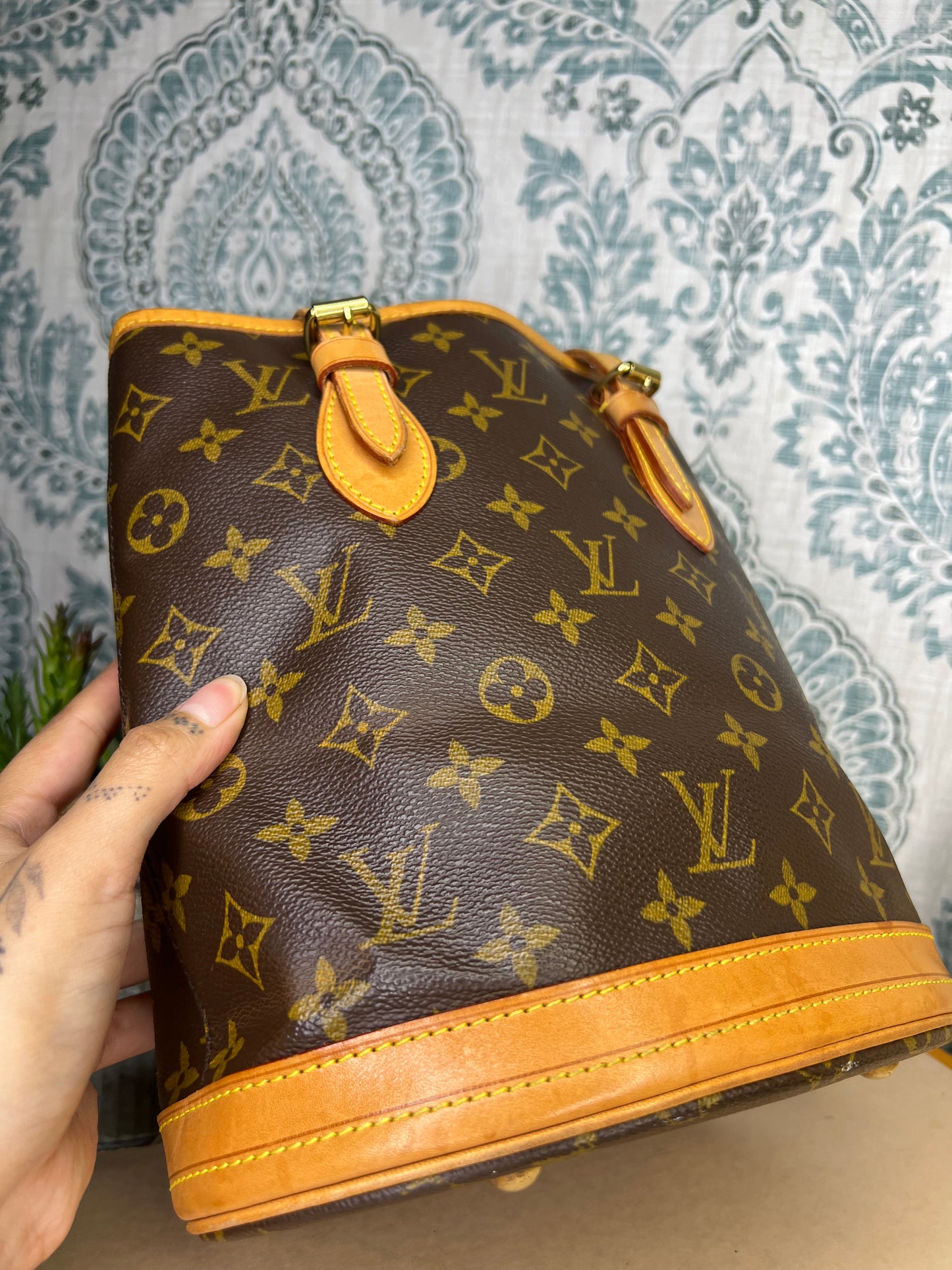 Louis Vuitton Bucket PM
