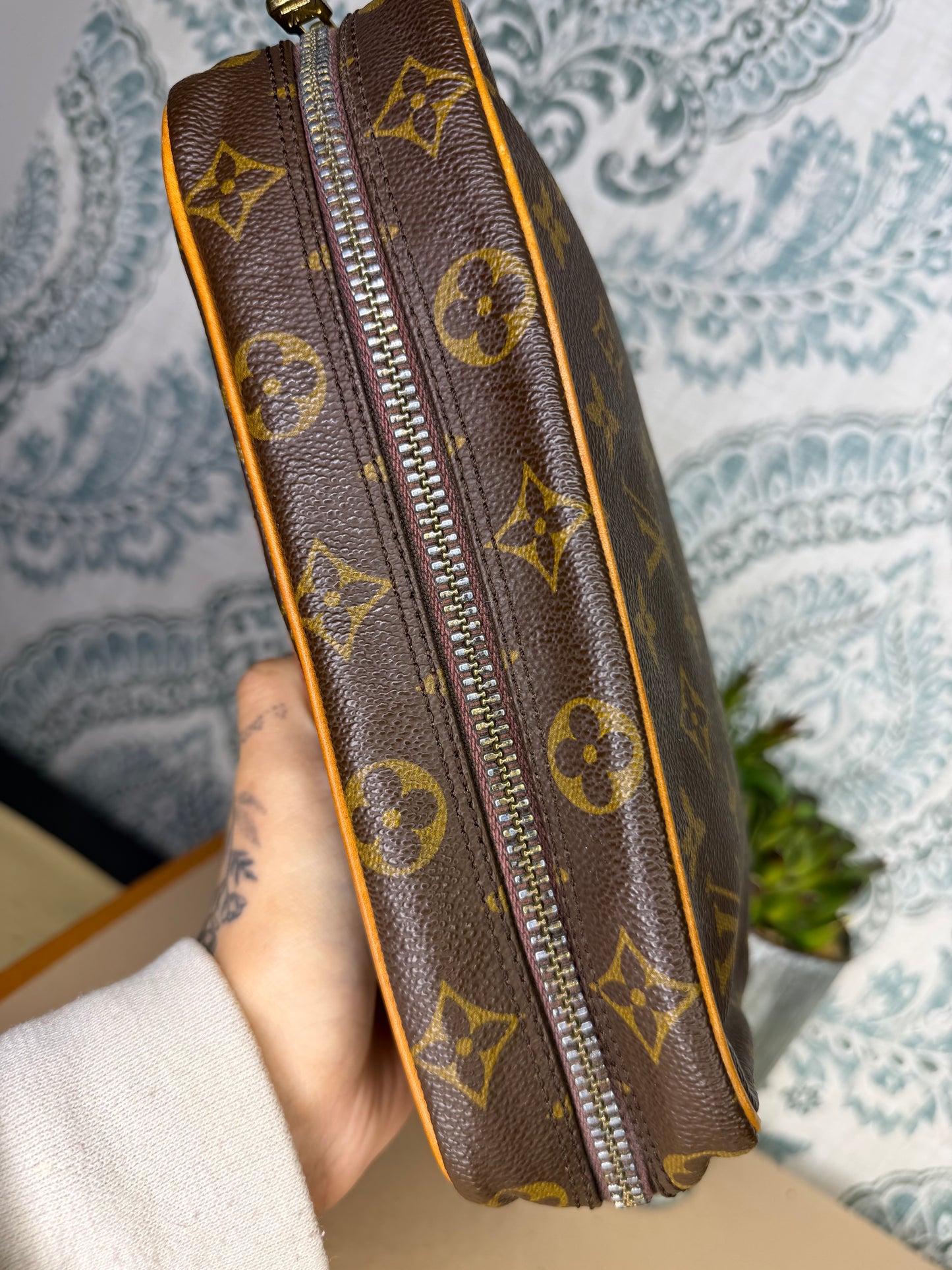 Louis Vuitton Compiegne 23