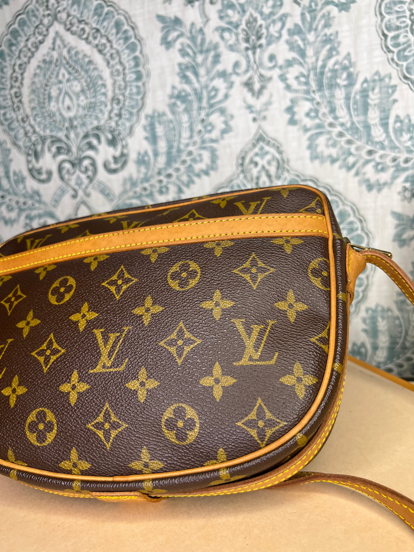Louis Vuitton Jeune Fille MM
