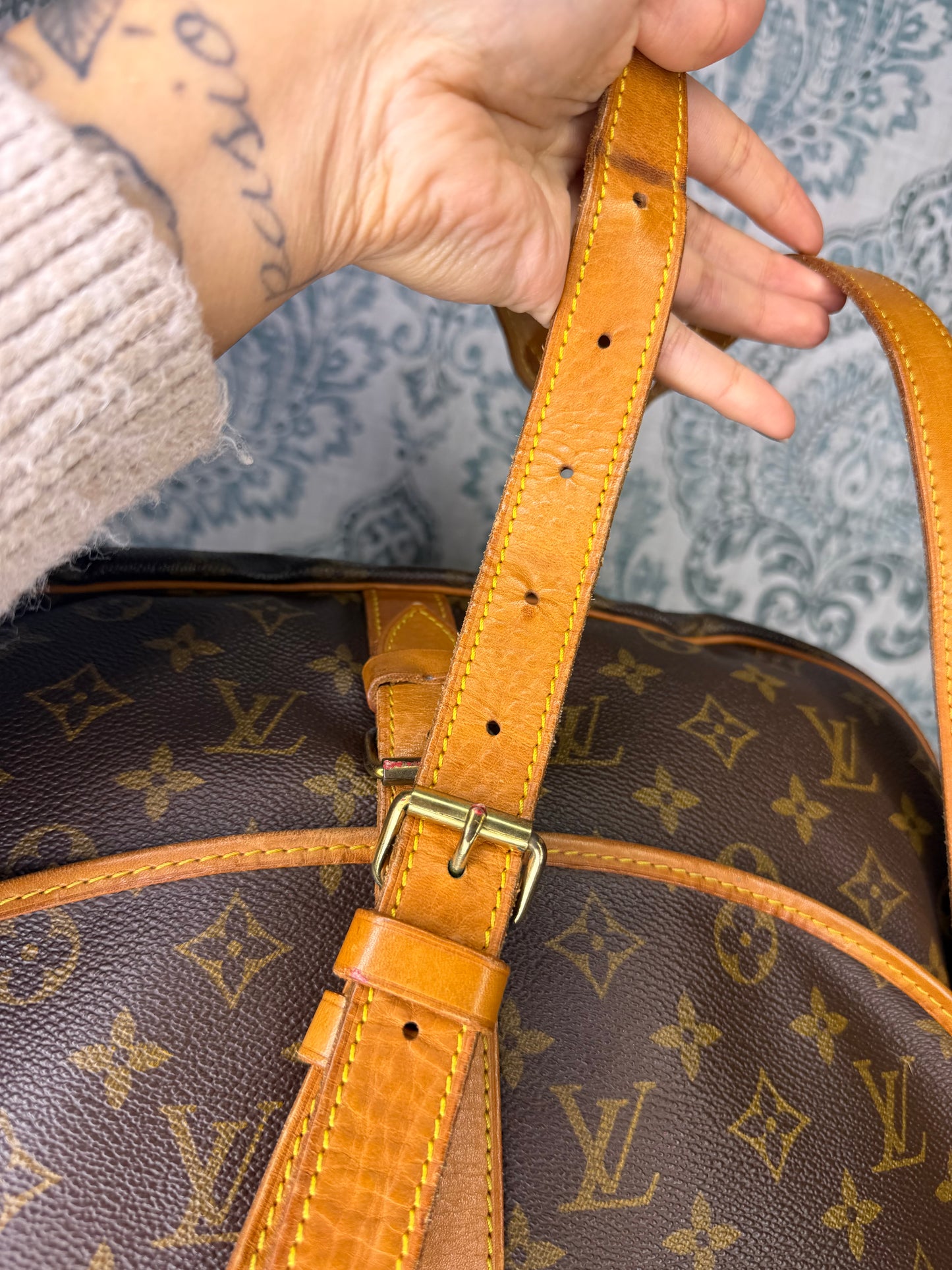 Louis Vuitton Saumur 35