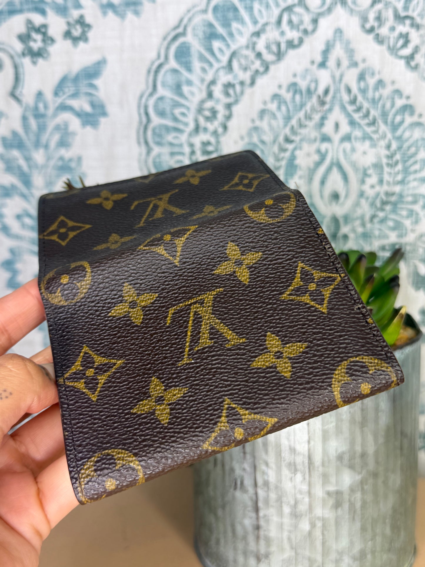 Louis Vuitton Monogram Card Holder