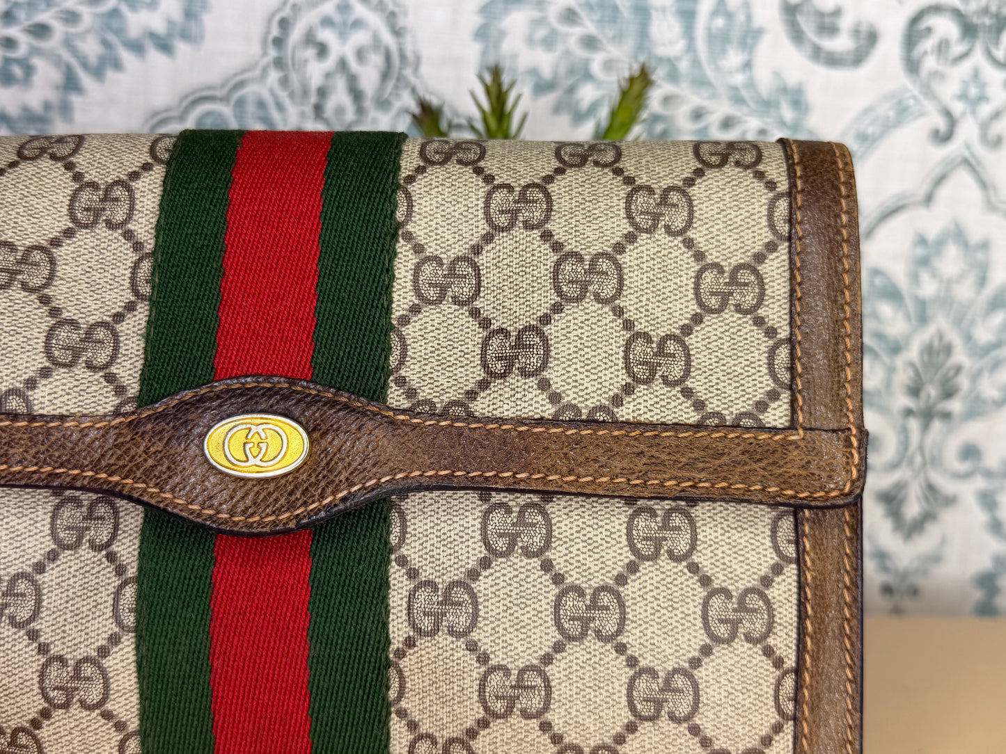 Gucci Sherry Line Clutch