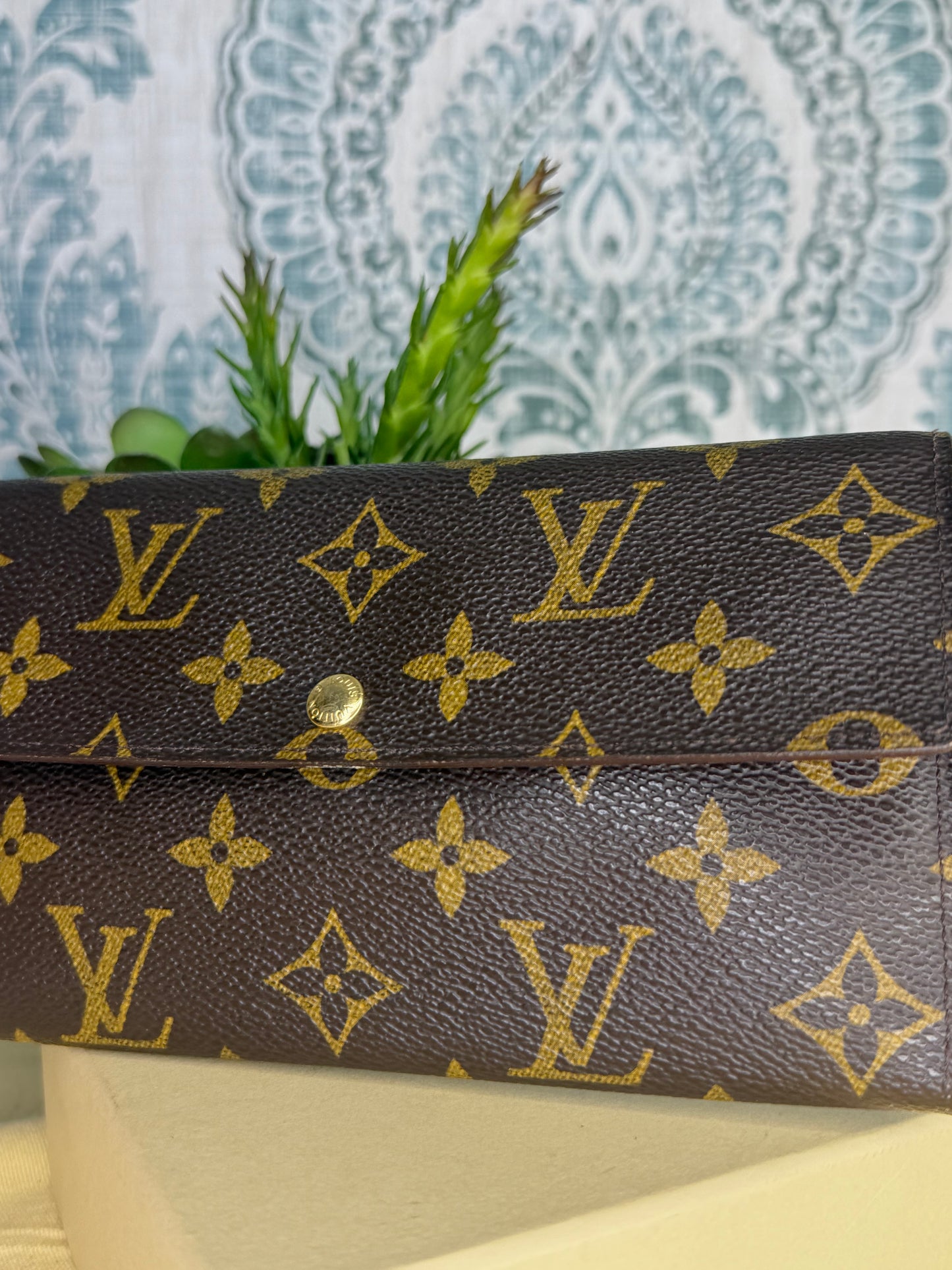 Louis Vuitton Sarah Wallet