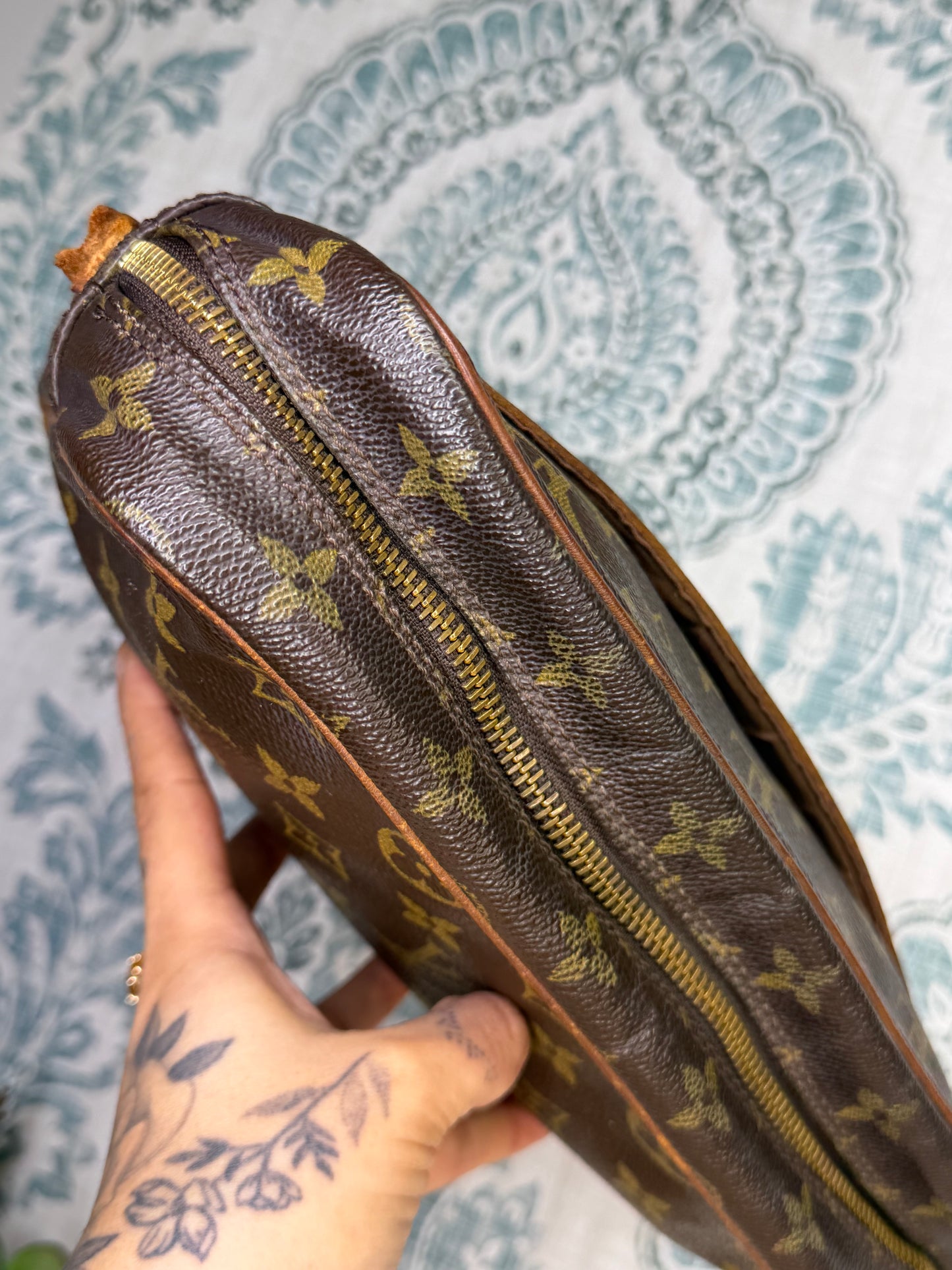 Louis Vuitton Trocadero 27 (damaged)