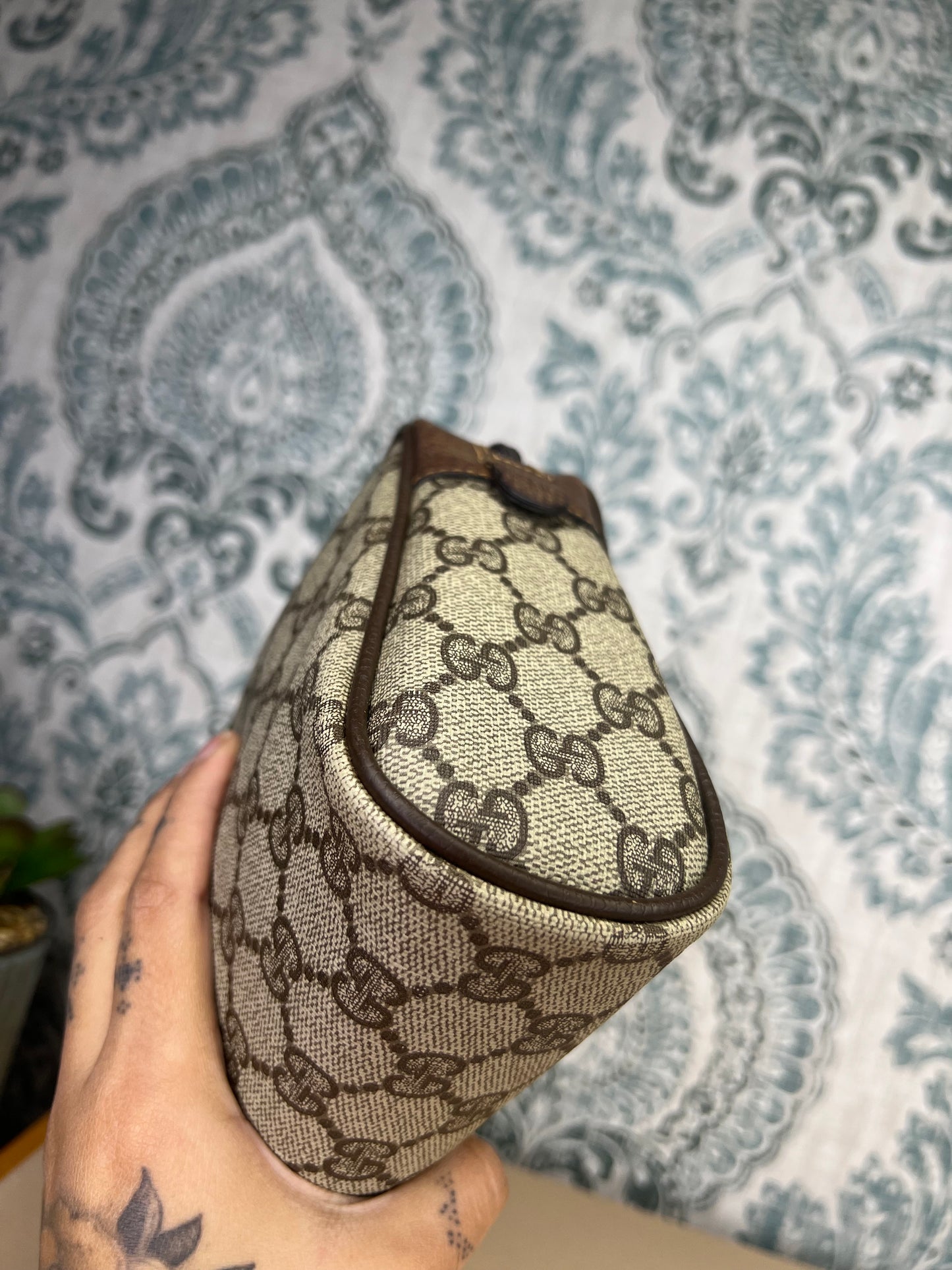 Gucci Supreme Brown Sherry Line Pouch