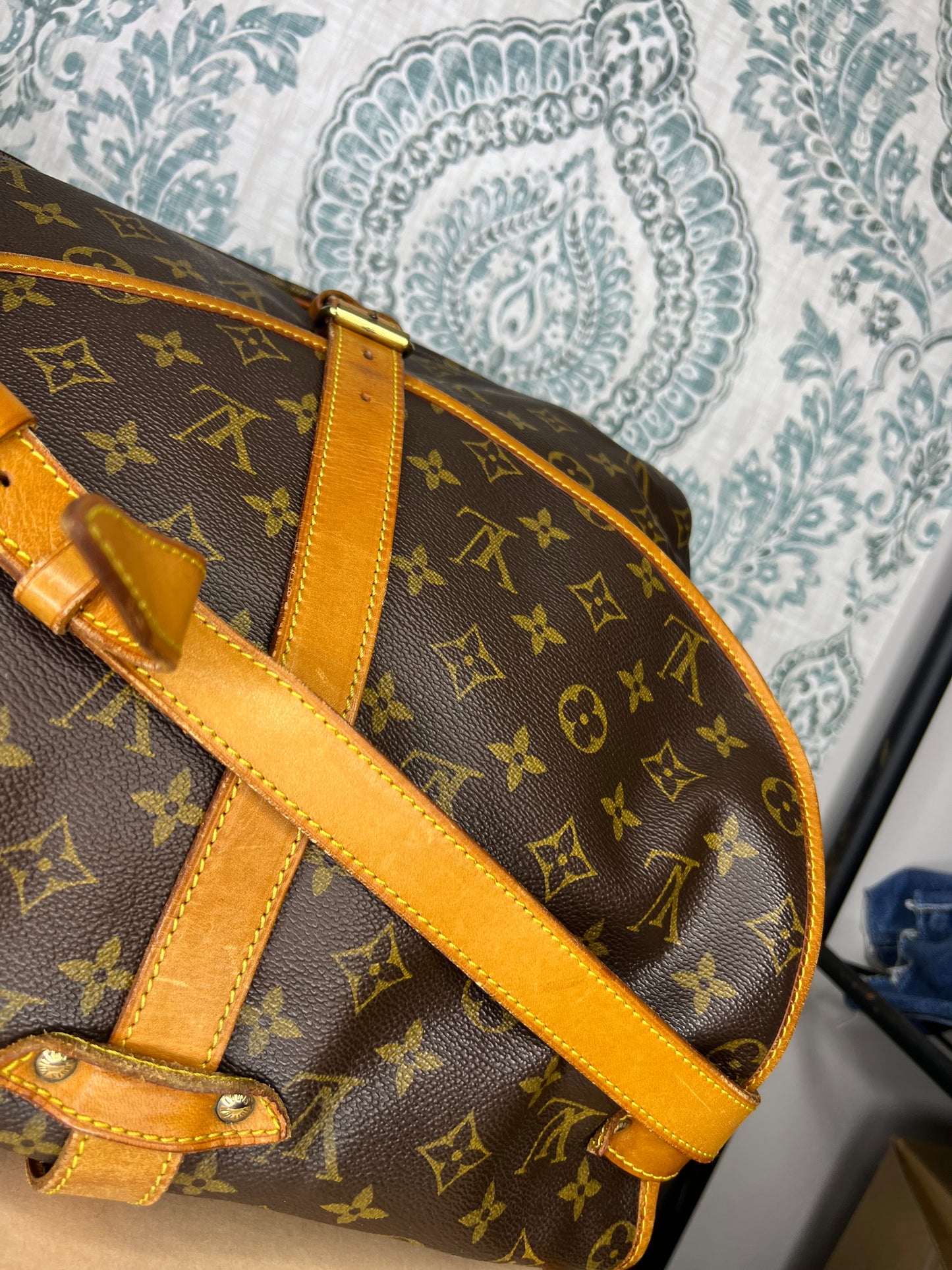 Louis Vuitton Saumur 35