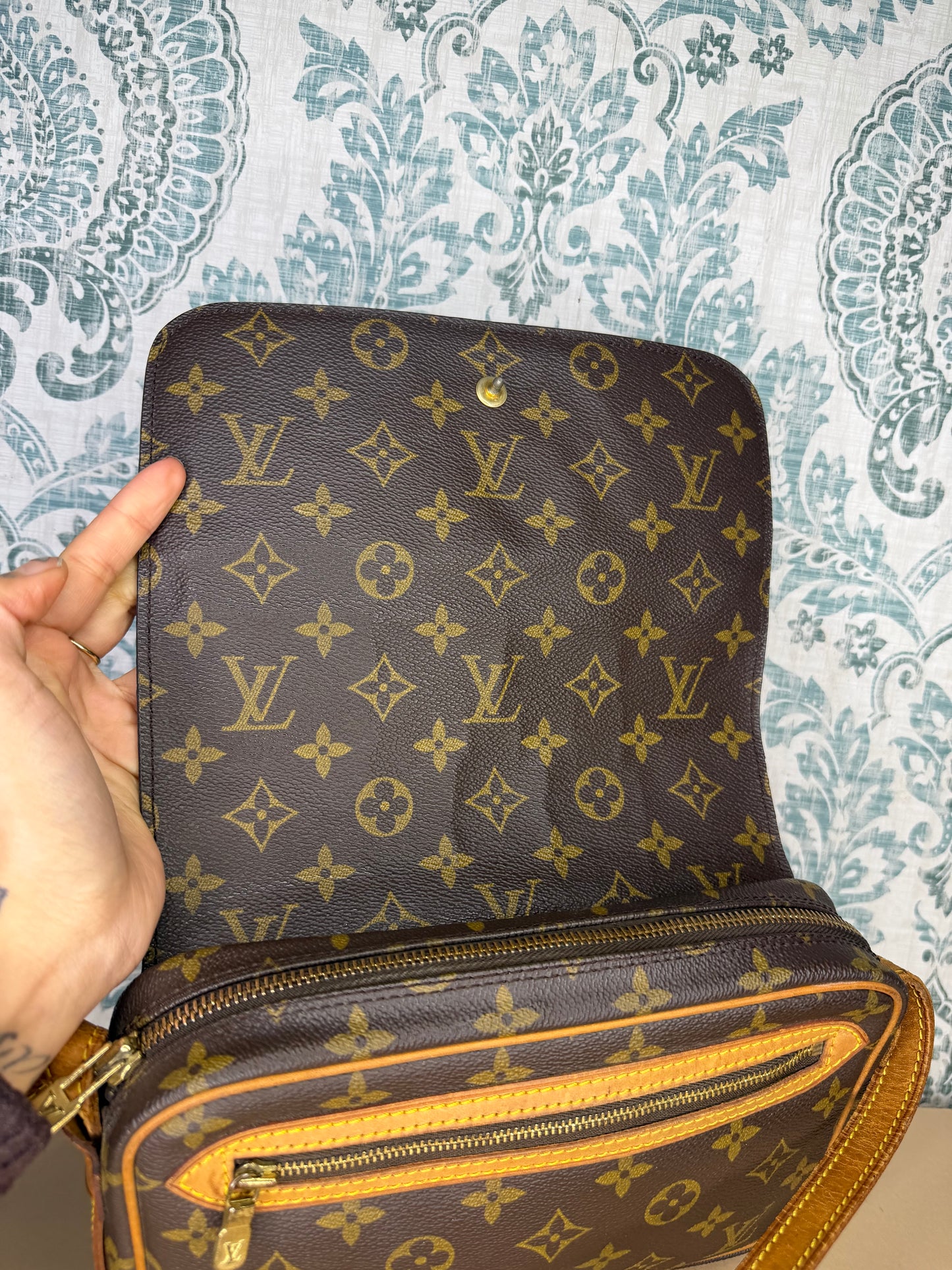 Louis Vuitton Saint Germain 24