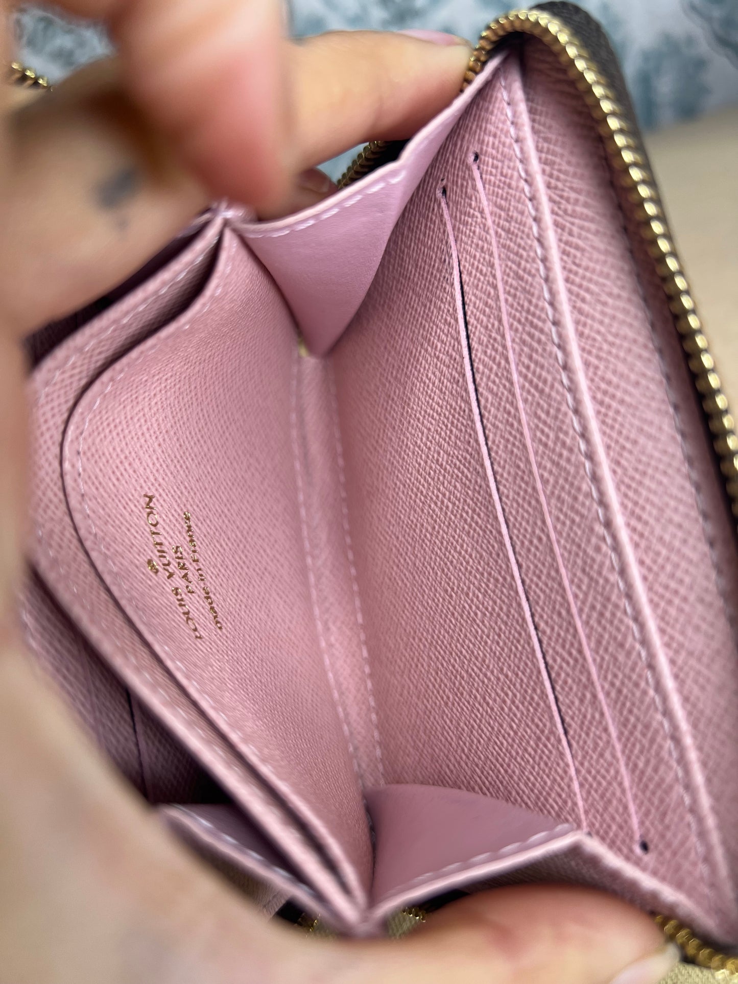 Louis Vuitton Rose Ballerine Zippy Compact Wallet