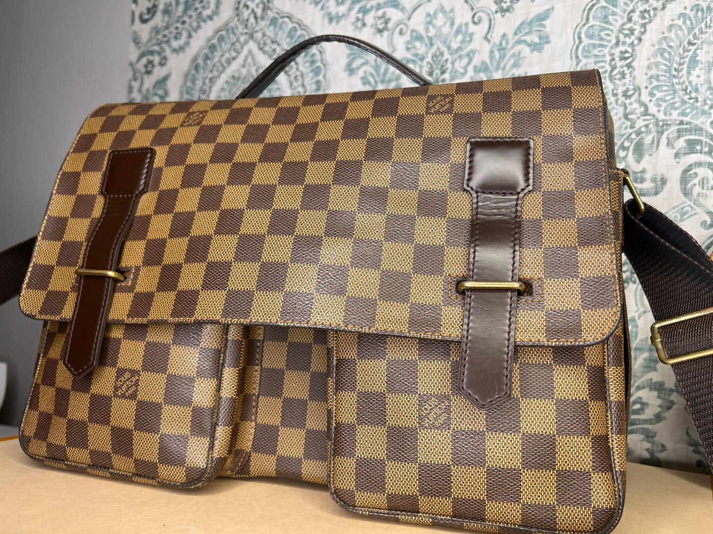 Louis Vuitton Broadway Messenger