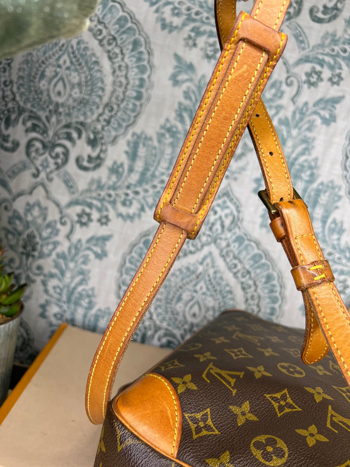 Louis Vuitton Trocadero 30