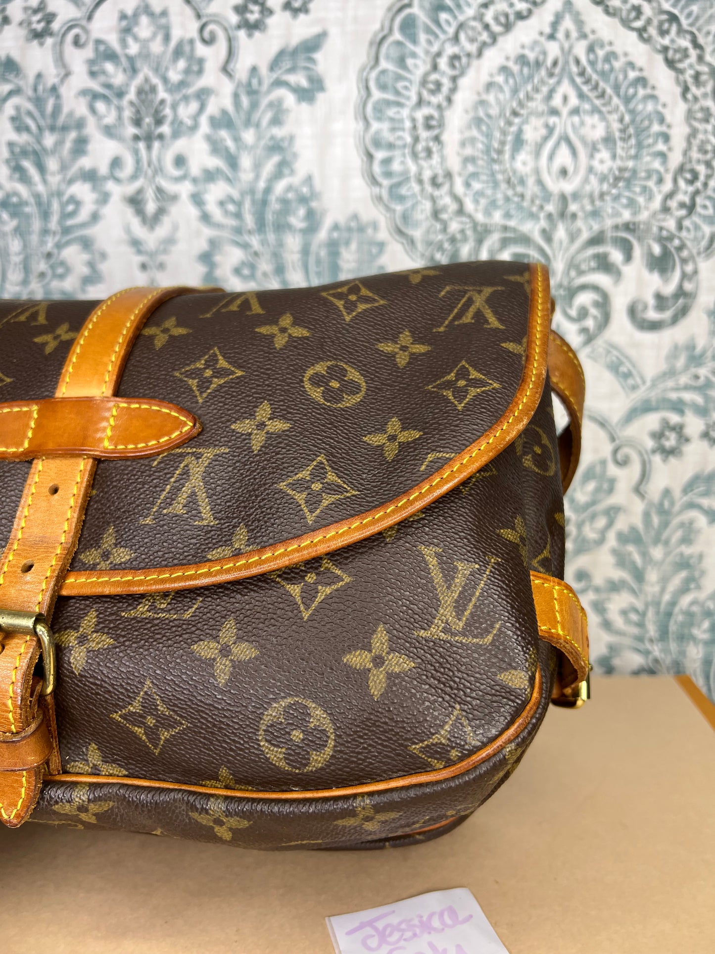 Louis Vuitton Saumur 30