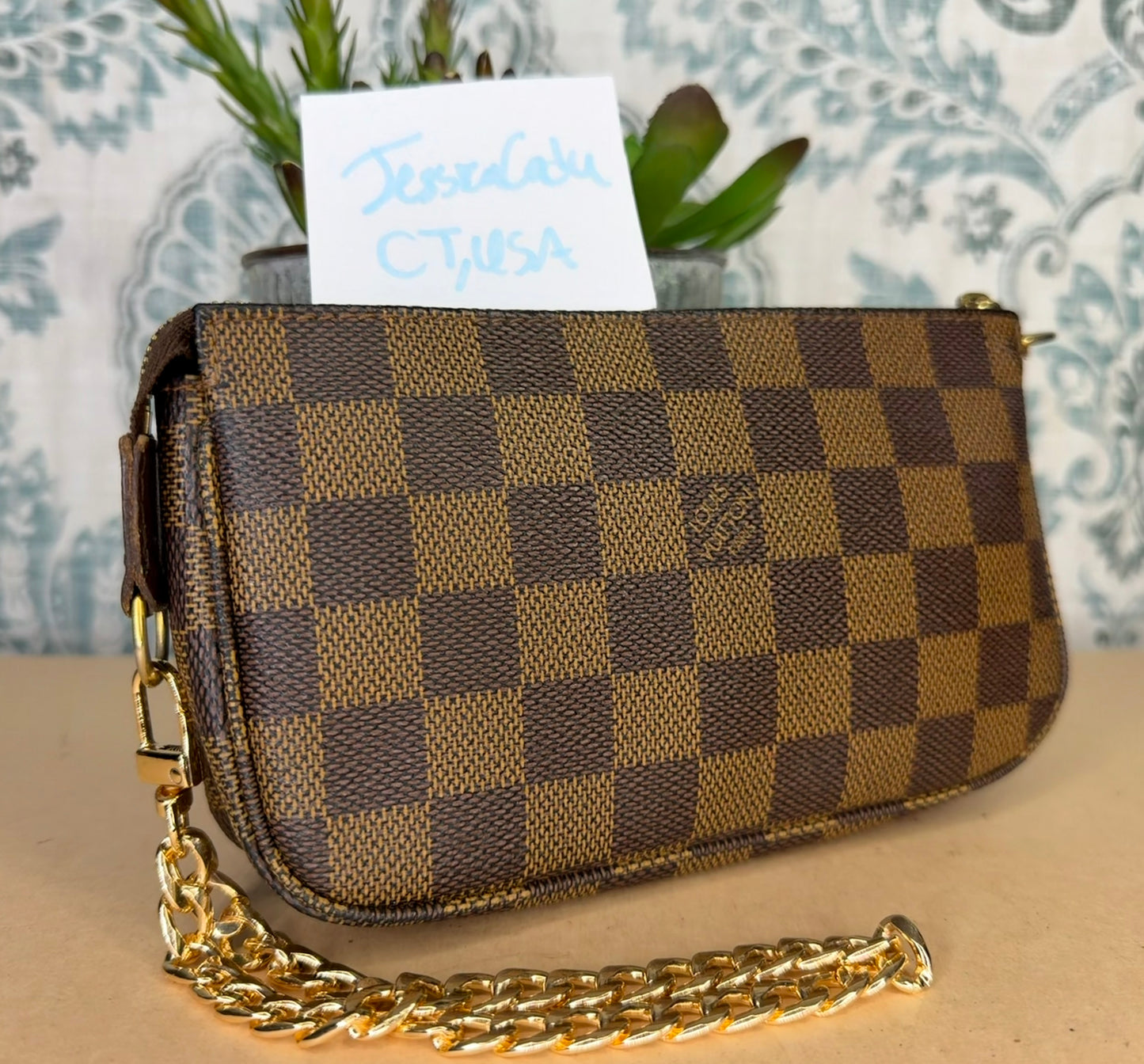 Louis Vuitton Damier Ebene Bucket Pochette