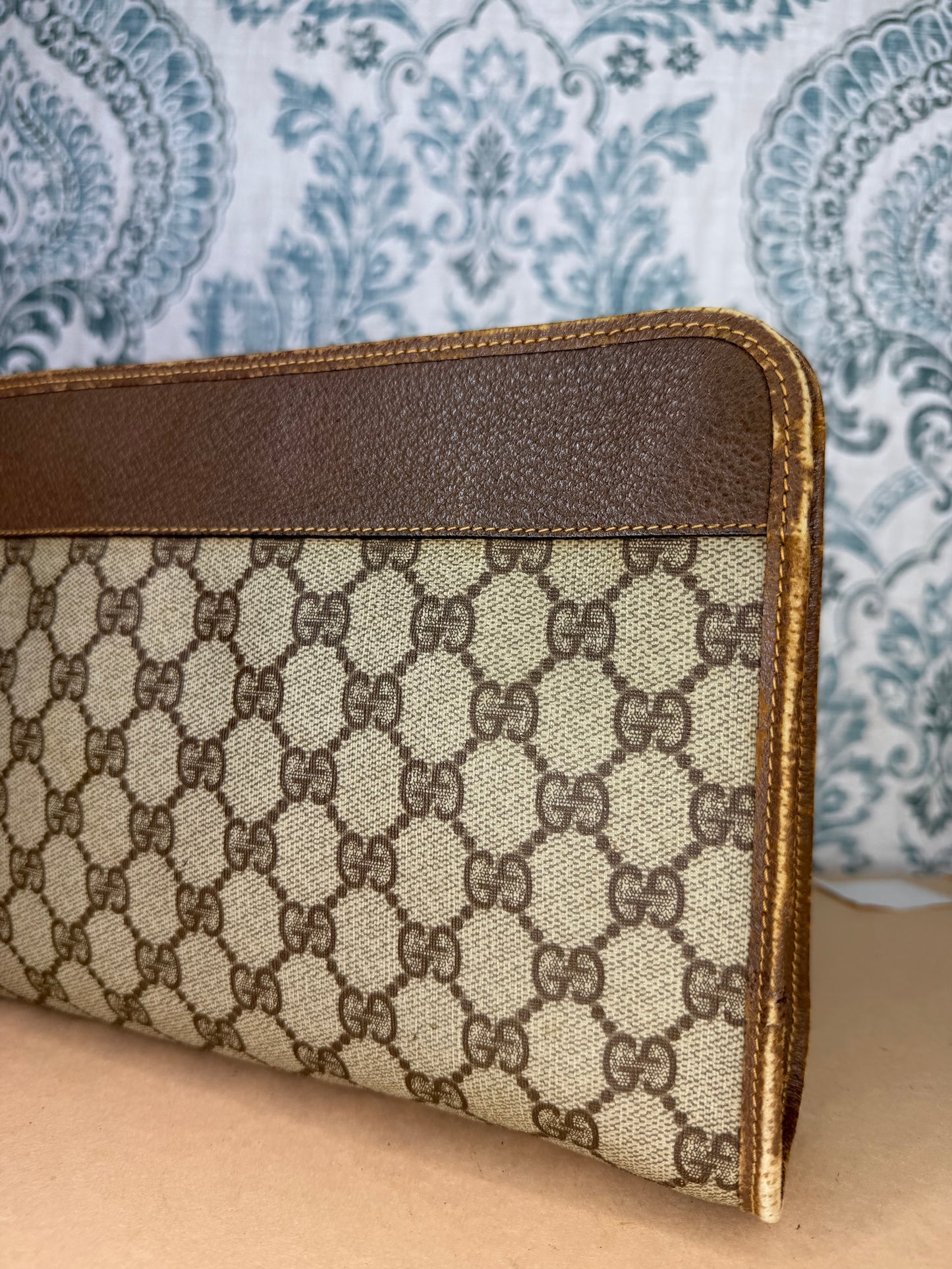 Gucci Supreme Brown Clutch
