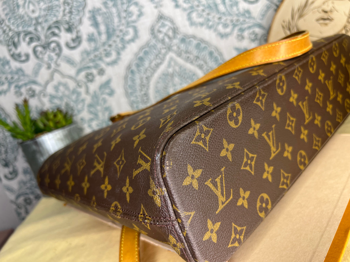 Louis Vuitton Luco Tote