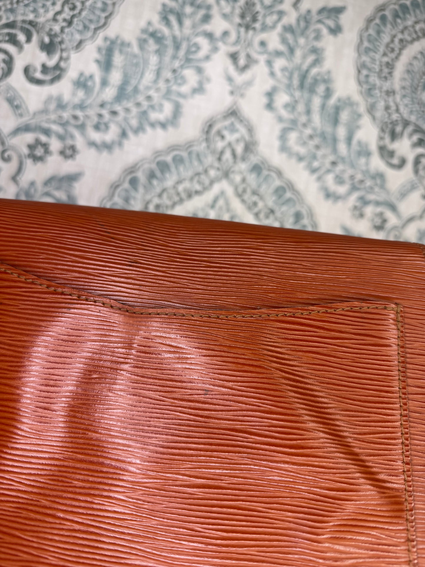 Louis Vuitton Epi Saint Cloud GM