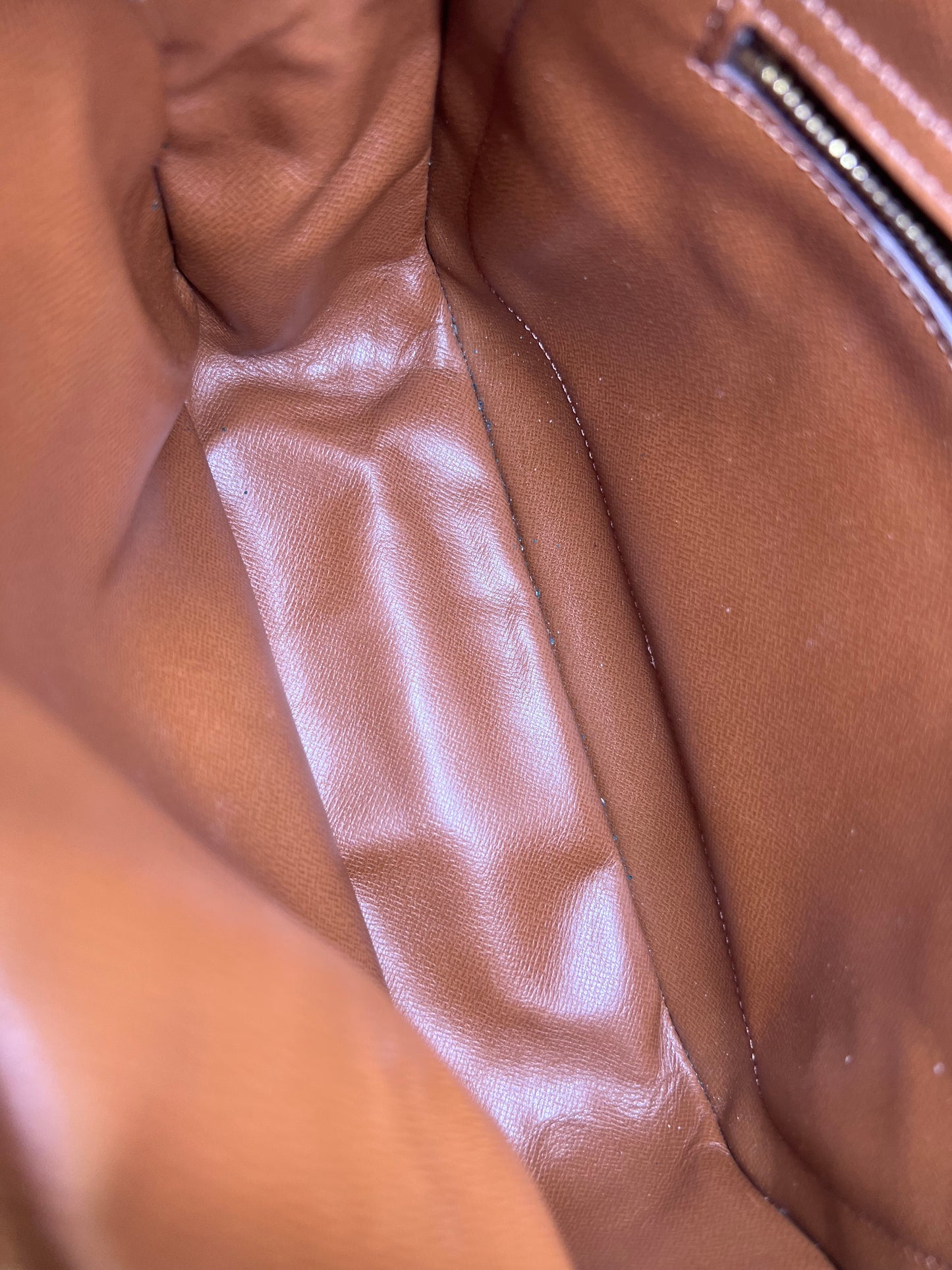 Louis Vuitton Senlis