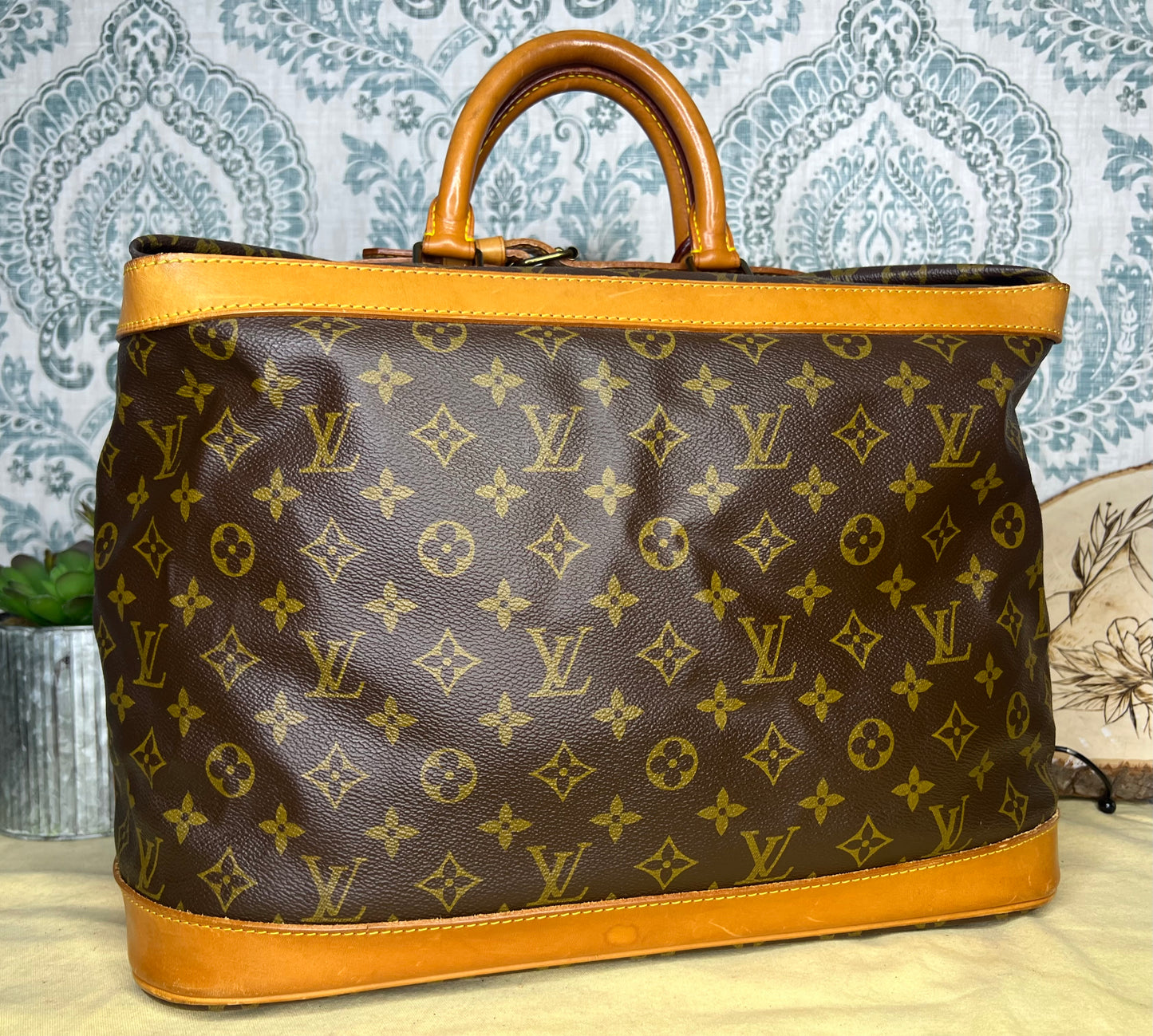 Louis Vuitton Cruiser 40