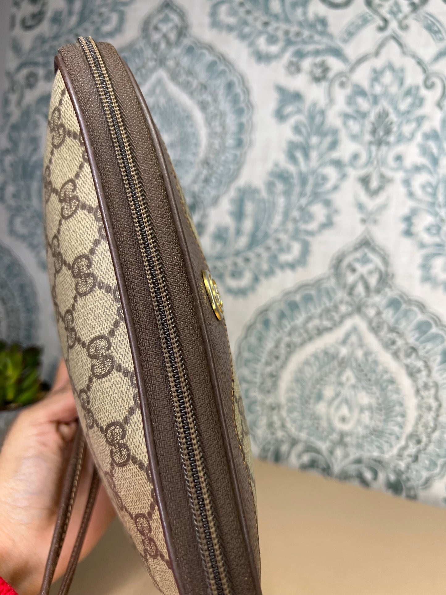 Gucci Supreme Vintage Purse