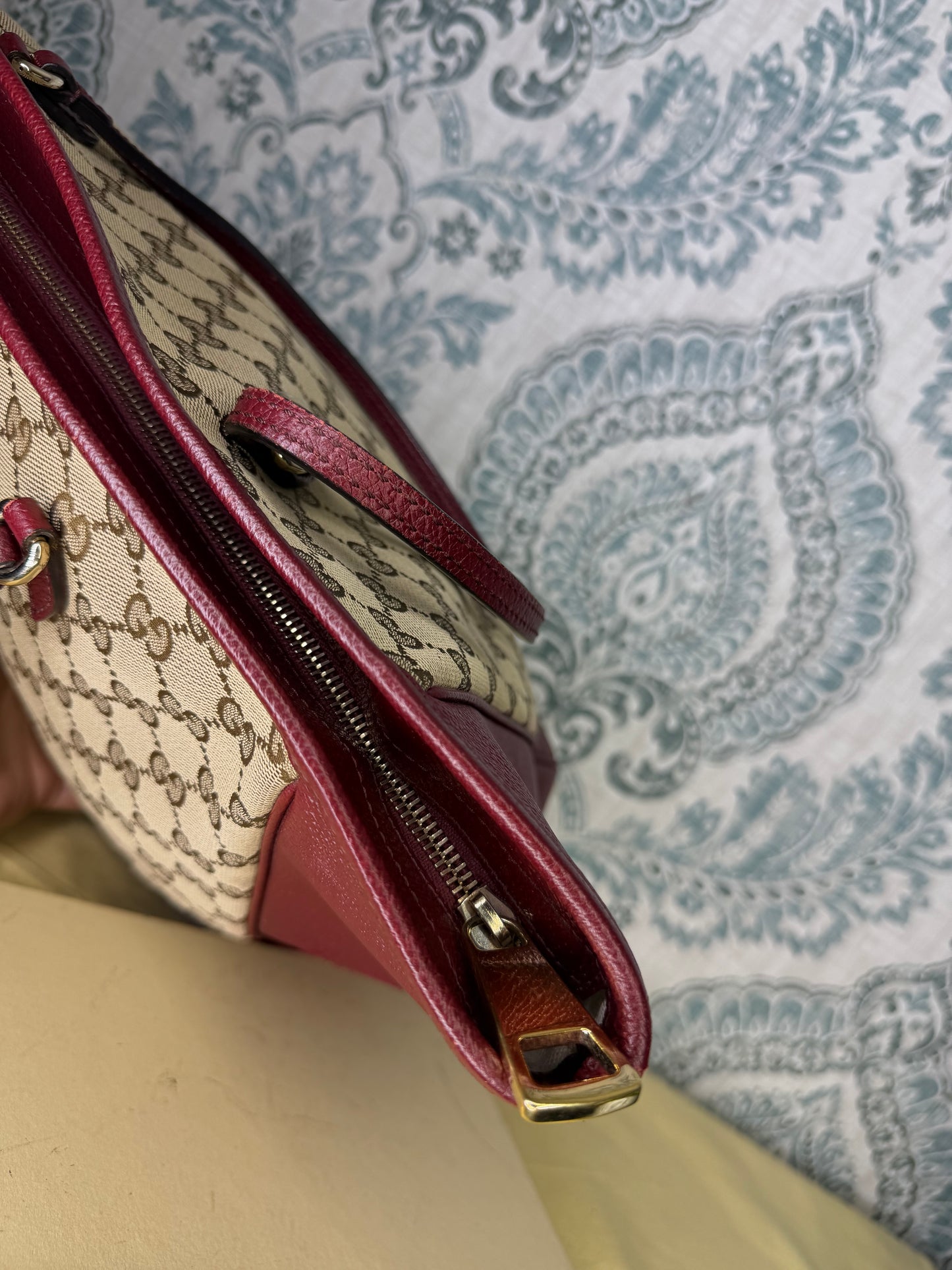 Gucci Medium Bree Zippered Tote