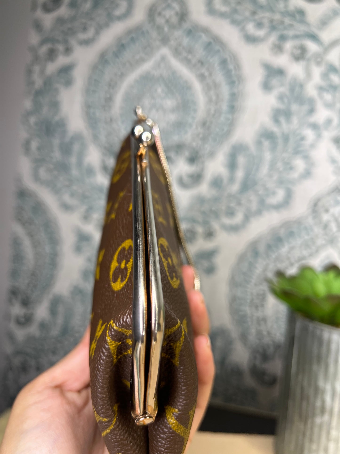 Louis Vuitton French Company Kisslock Pouch