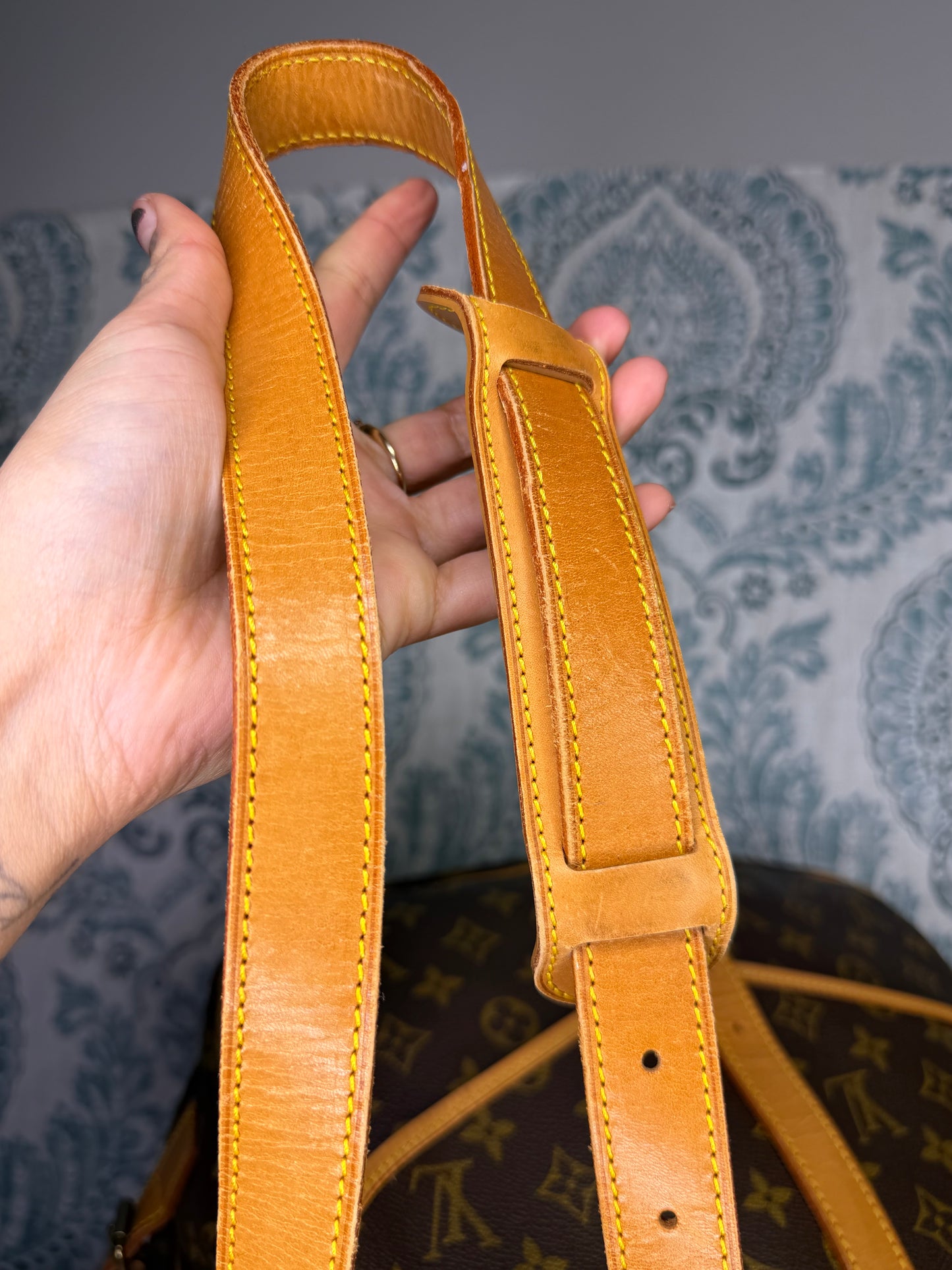 Louis Vuitton Saumur 35