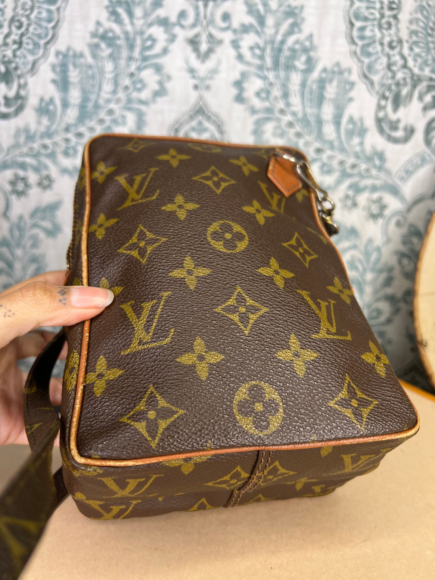 Louis Vuitton Vintage Amazone