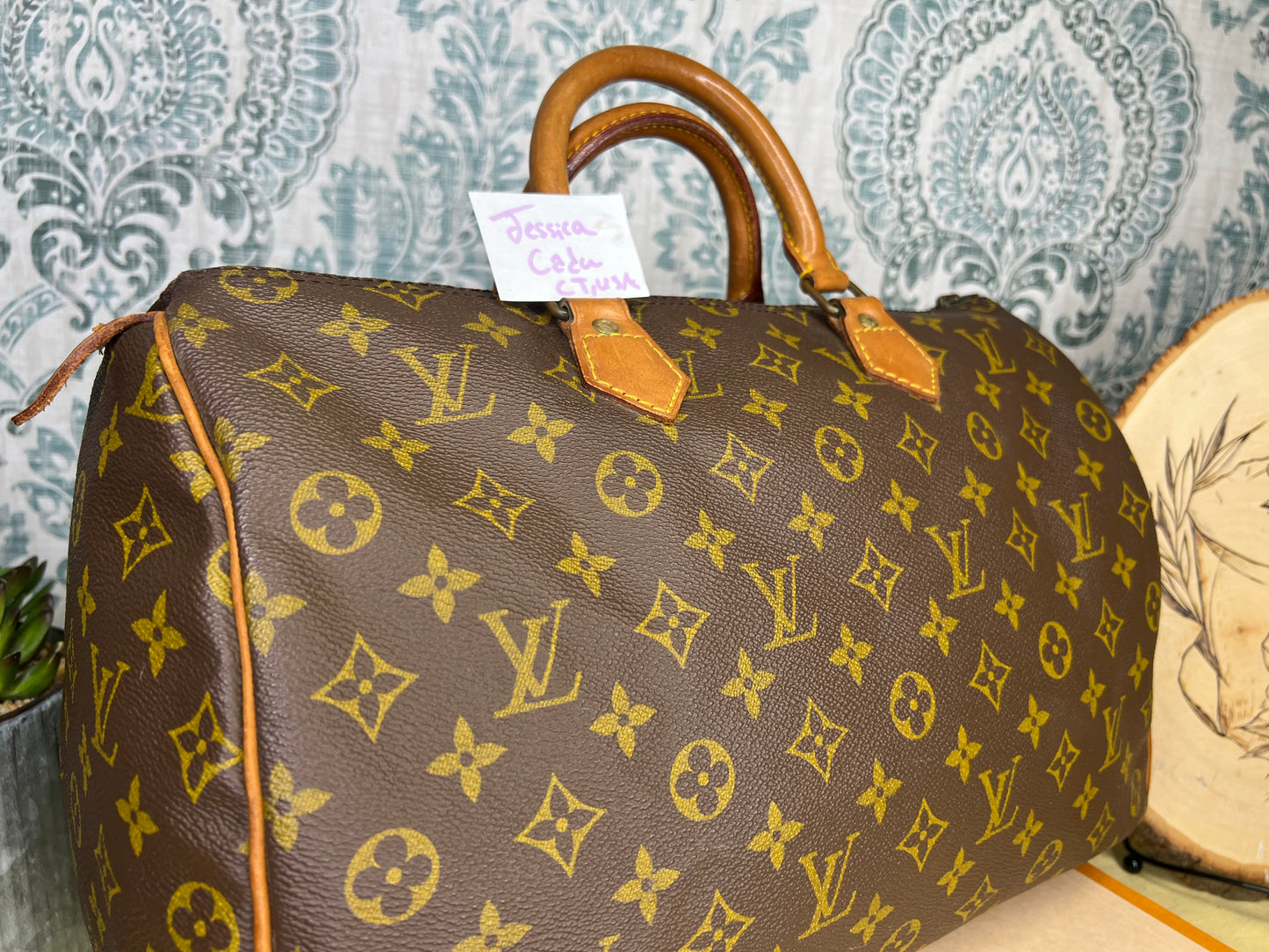Louis Vuitton Speedy 35