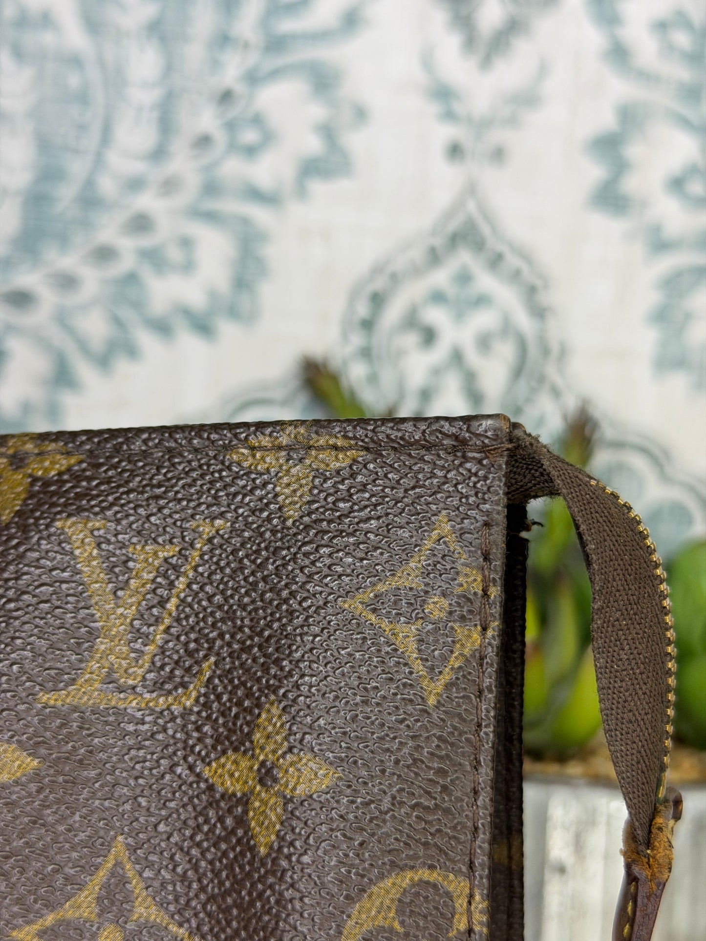 Louis Vuitton Toiletry 26 #1 (needs new zipper)