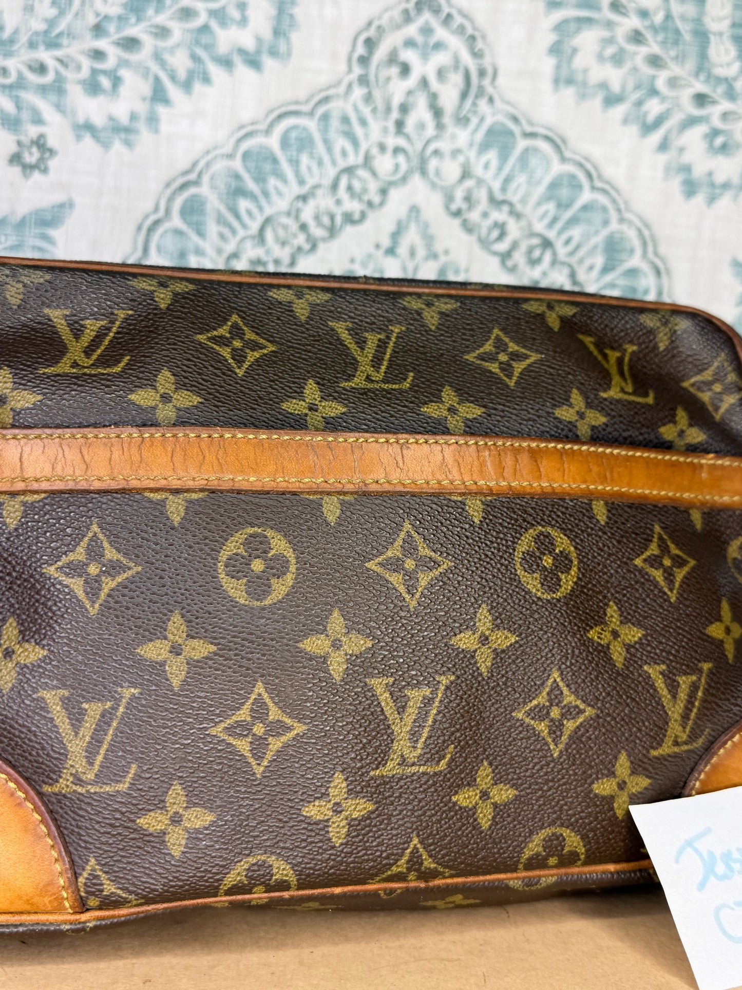 Louis Vuitton Trocadero 27 (damaged)