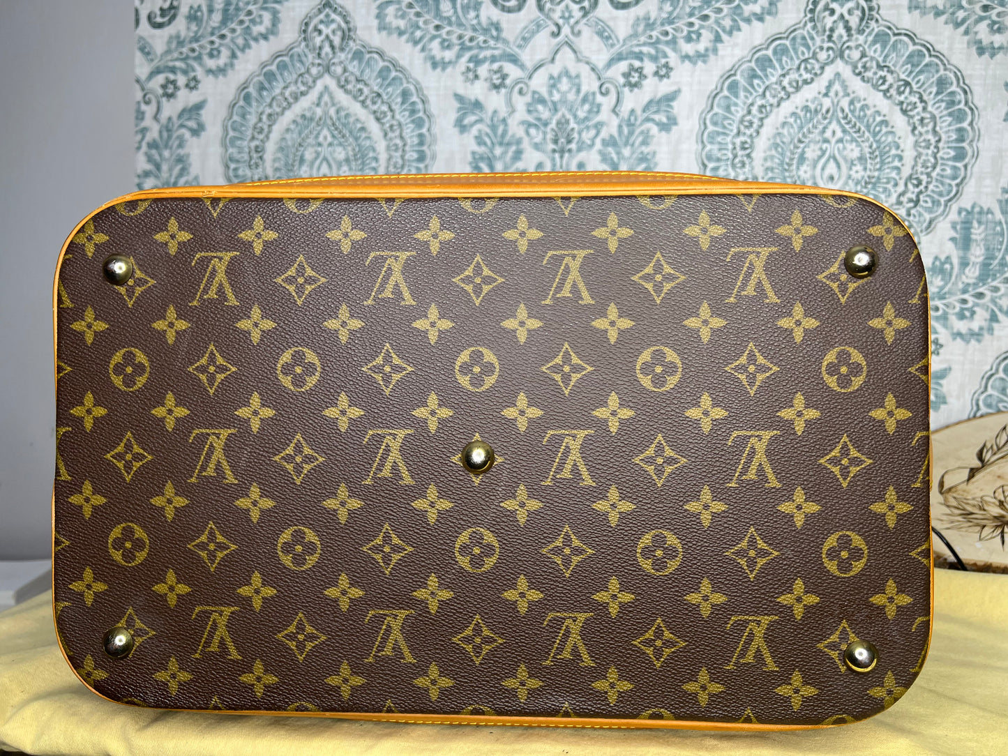 Louis Vuitton Cruiser 40