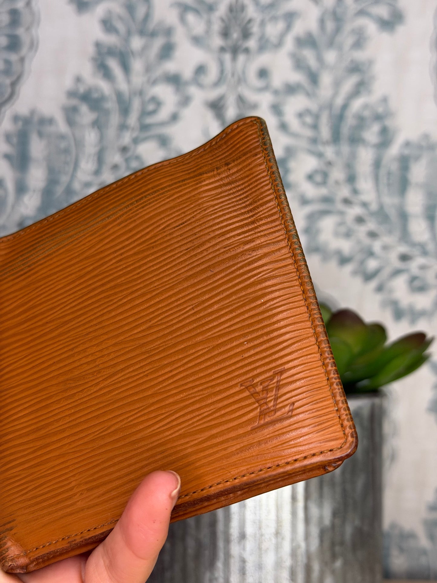 Louis Vuitton Epi Bifold Canelle