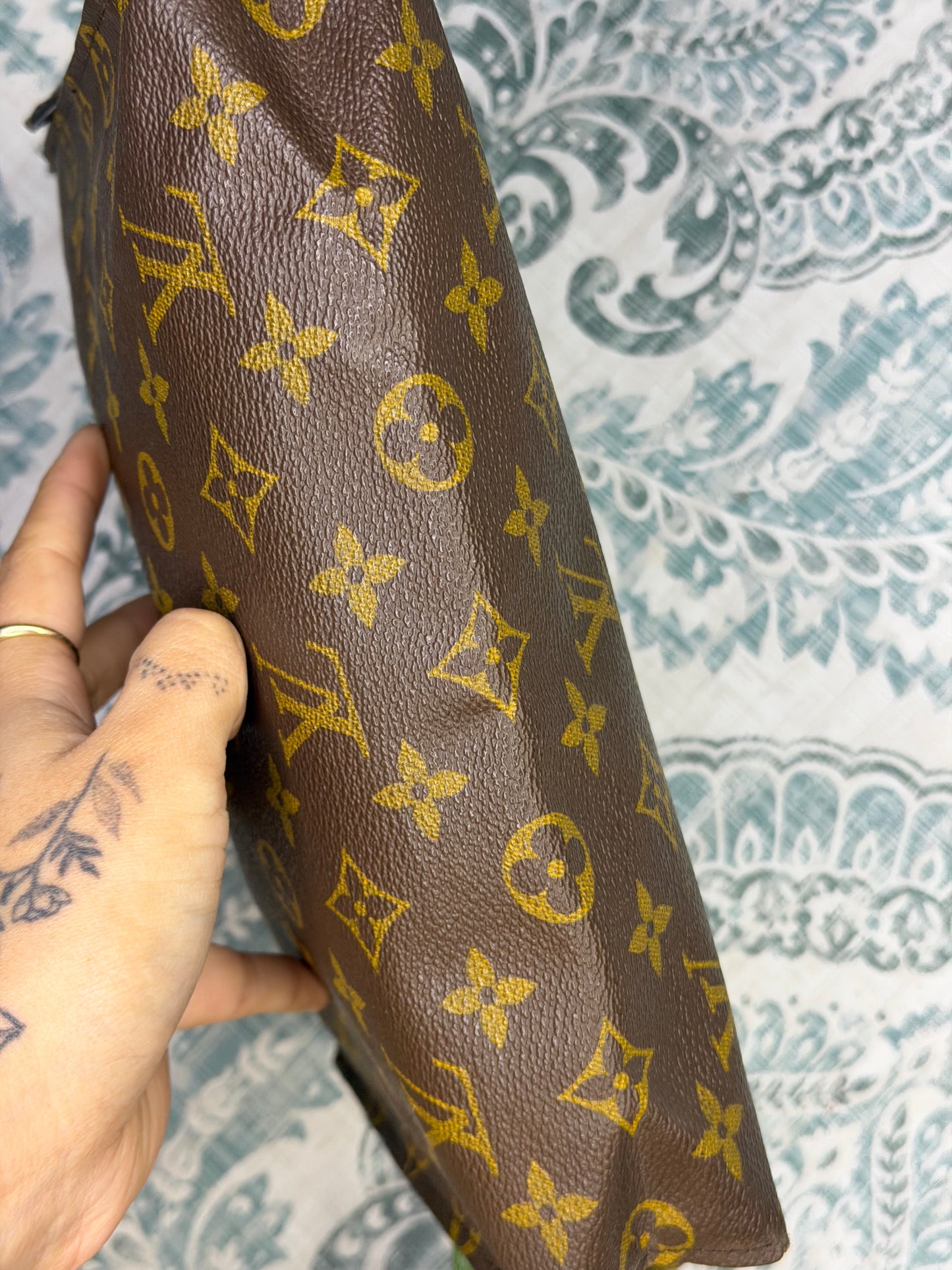 Louis Vuitton Monogram Toiletry 26 (damaged/project)