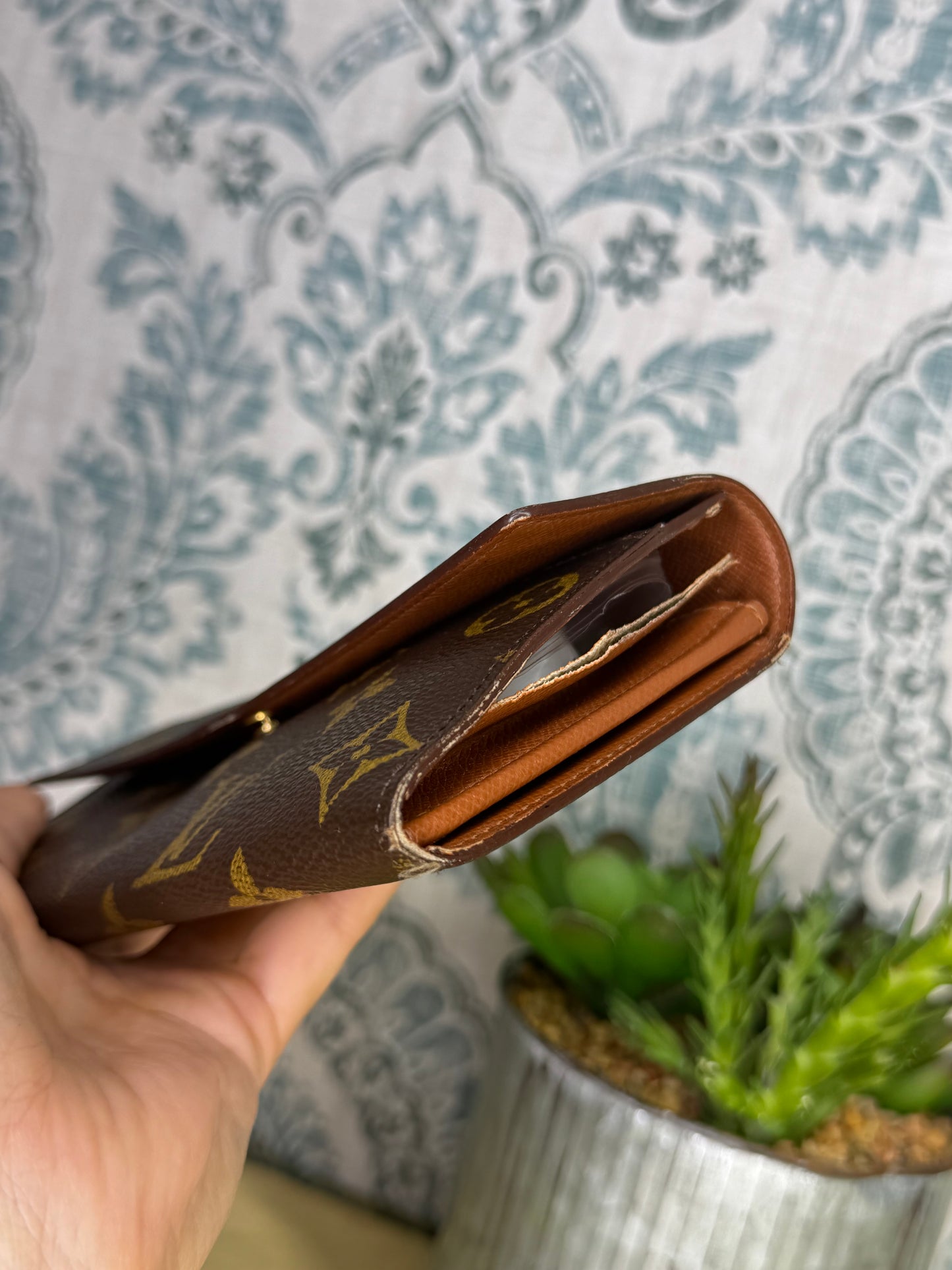 Louis Vuitton Sarah Wallet